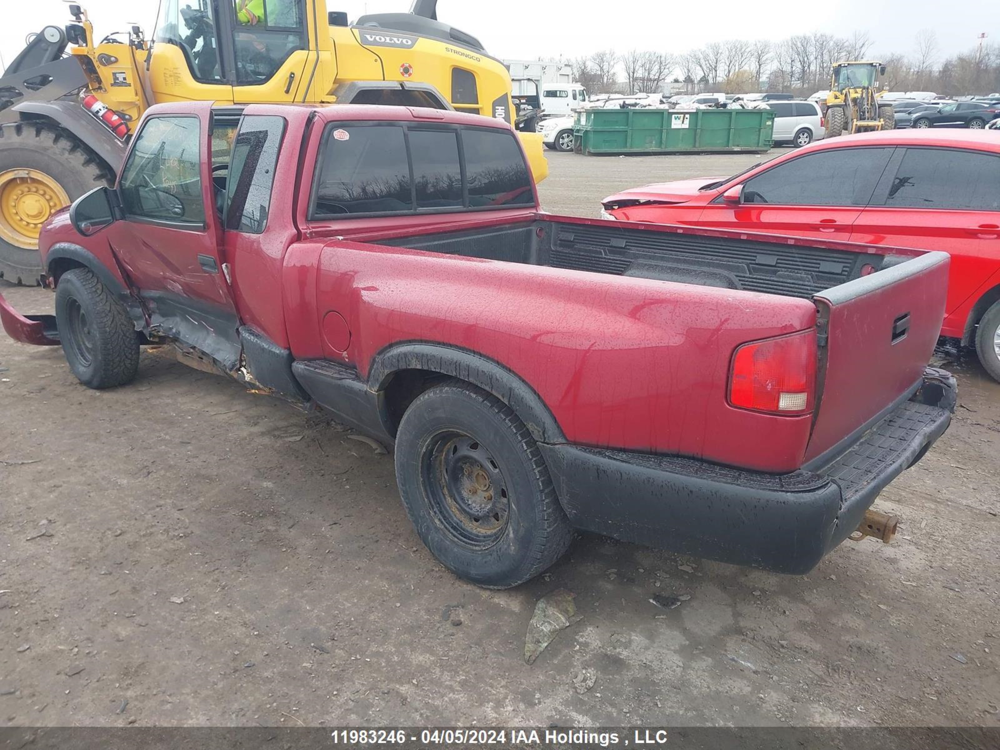 Photo 2 VIN: 1GTCS19WX28245803 - GMC SONOMA 