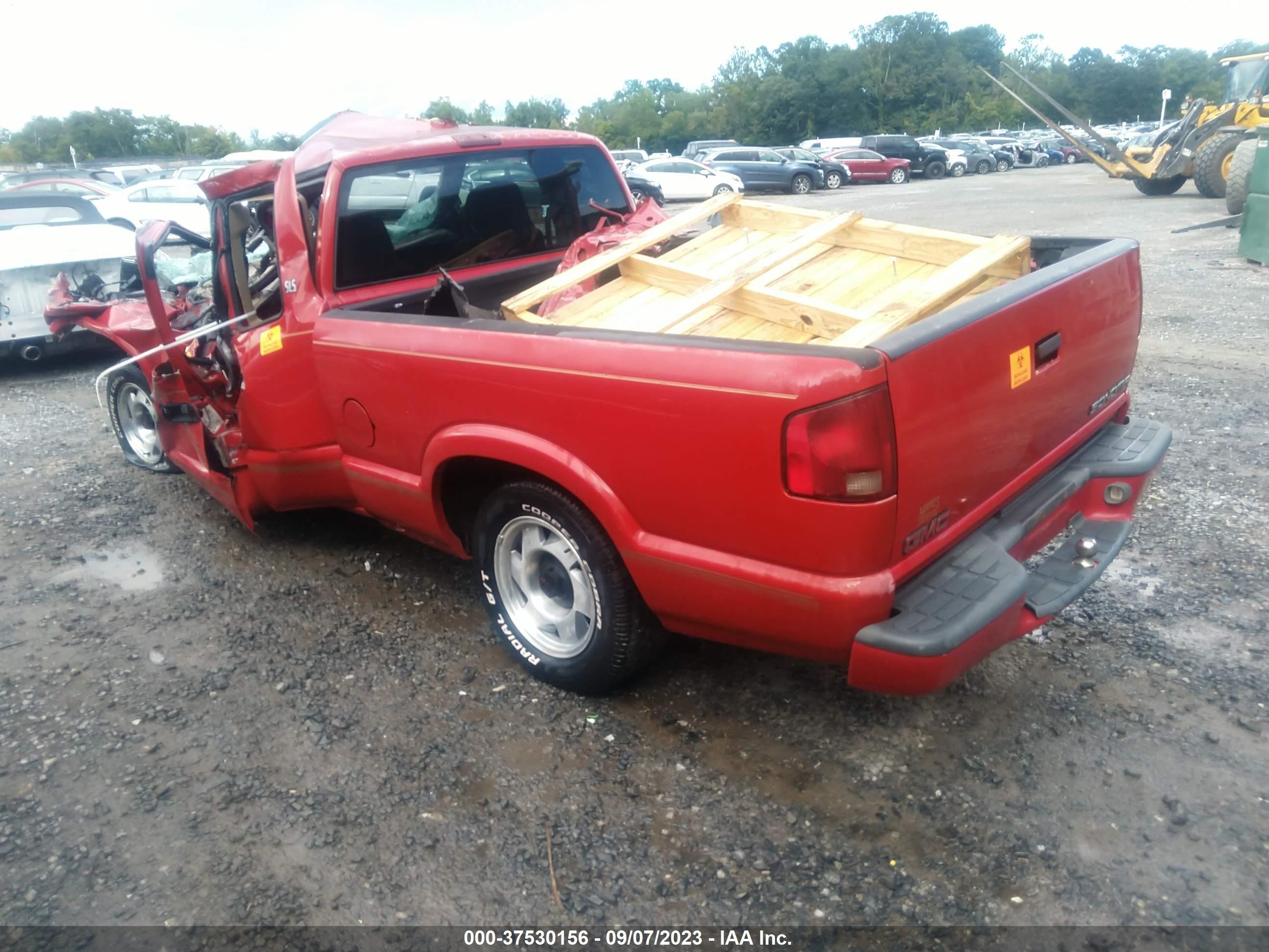 Photo 2 VIN: 1GTCS19X0X8508123 - GMC SONOMA 