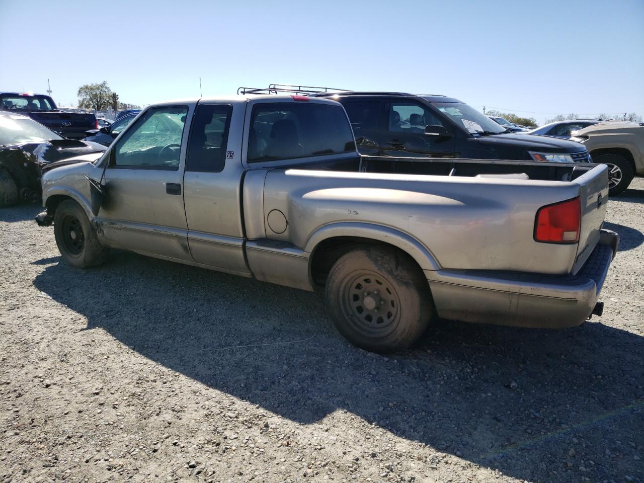 Photo 1 VIN: 1GTCS19X3W8505750 - GMC SONOMA 