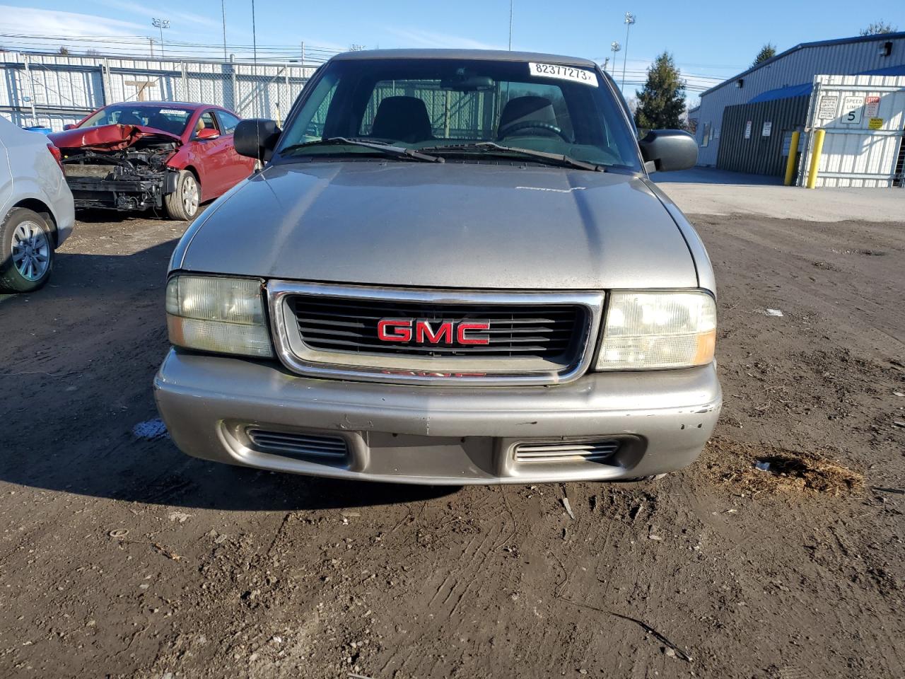 Photo 4 VIN: 1GTCS19X438105708 - GMC SONOMA 