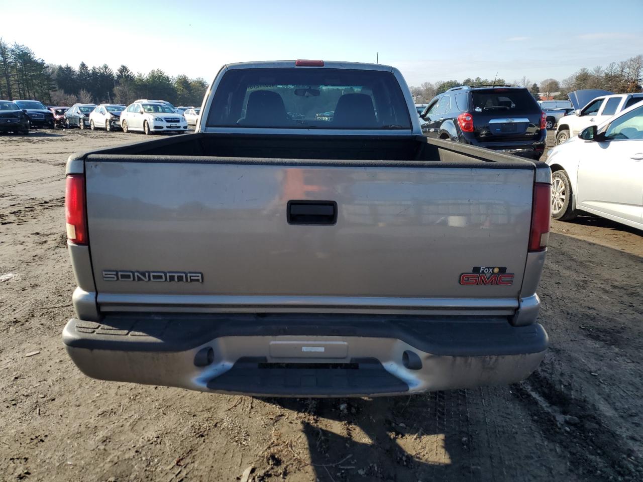 Photo 5 VIN: 1GTCS19X438105708 - GMC SONOMA 