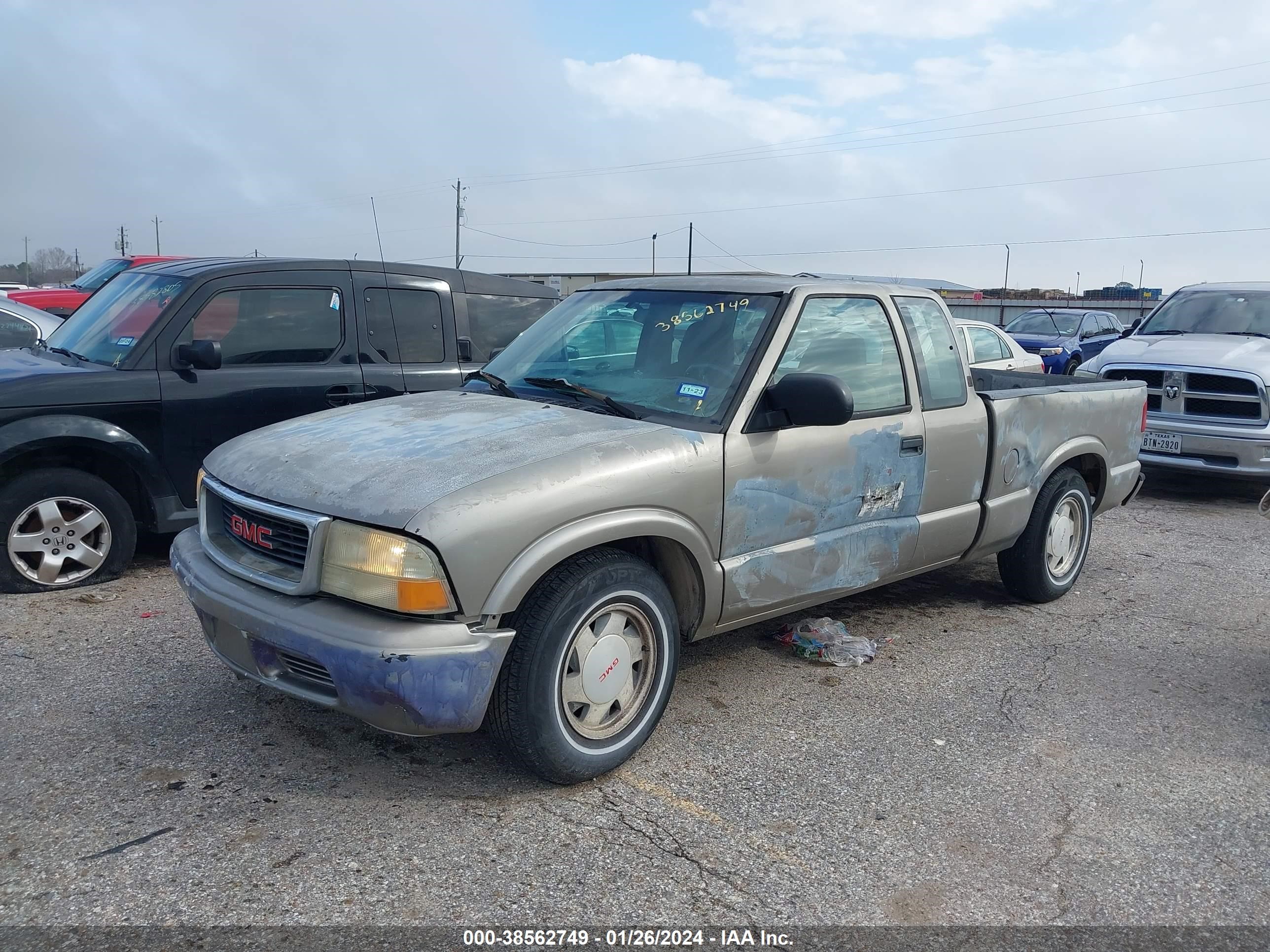 Photo 1 VIN: 1GTCS19X738264819 - GMC SONOMA 