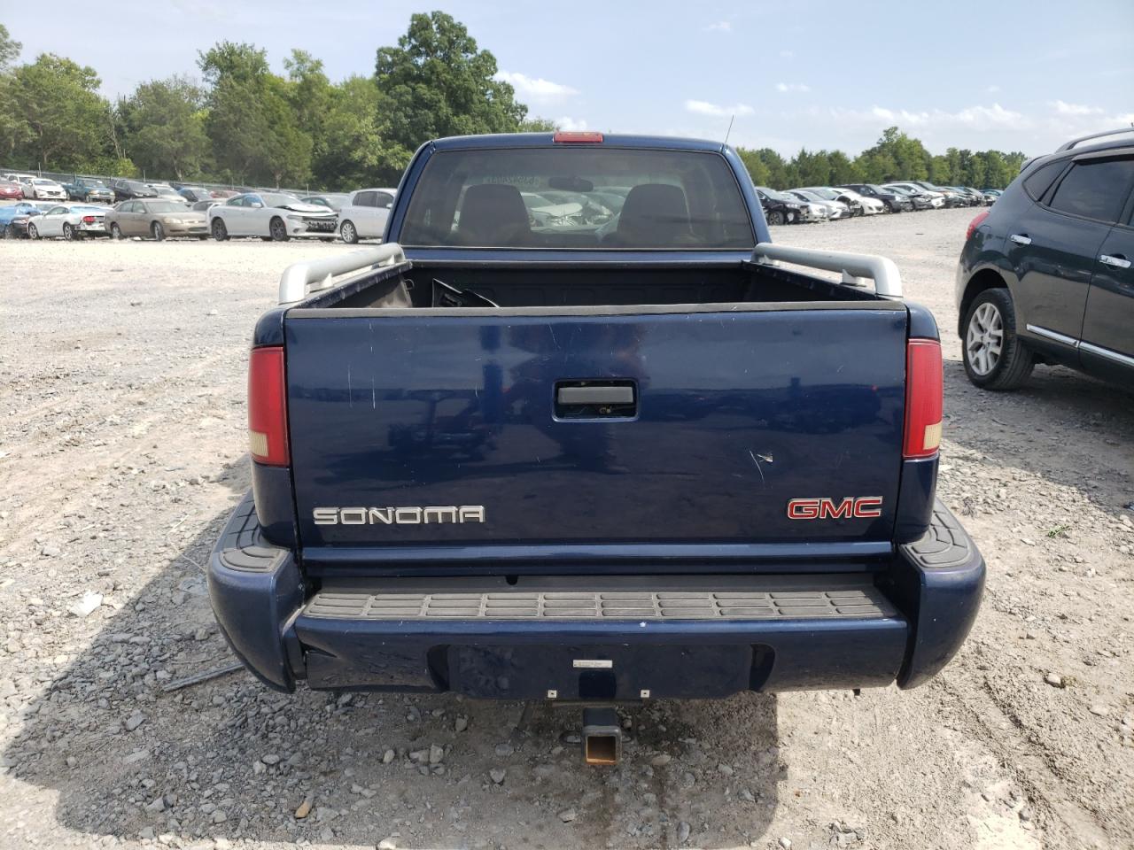 Photo 5 VIN: 1GTCS19X838128960 - GMC SONOMA 