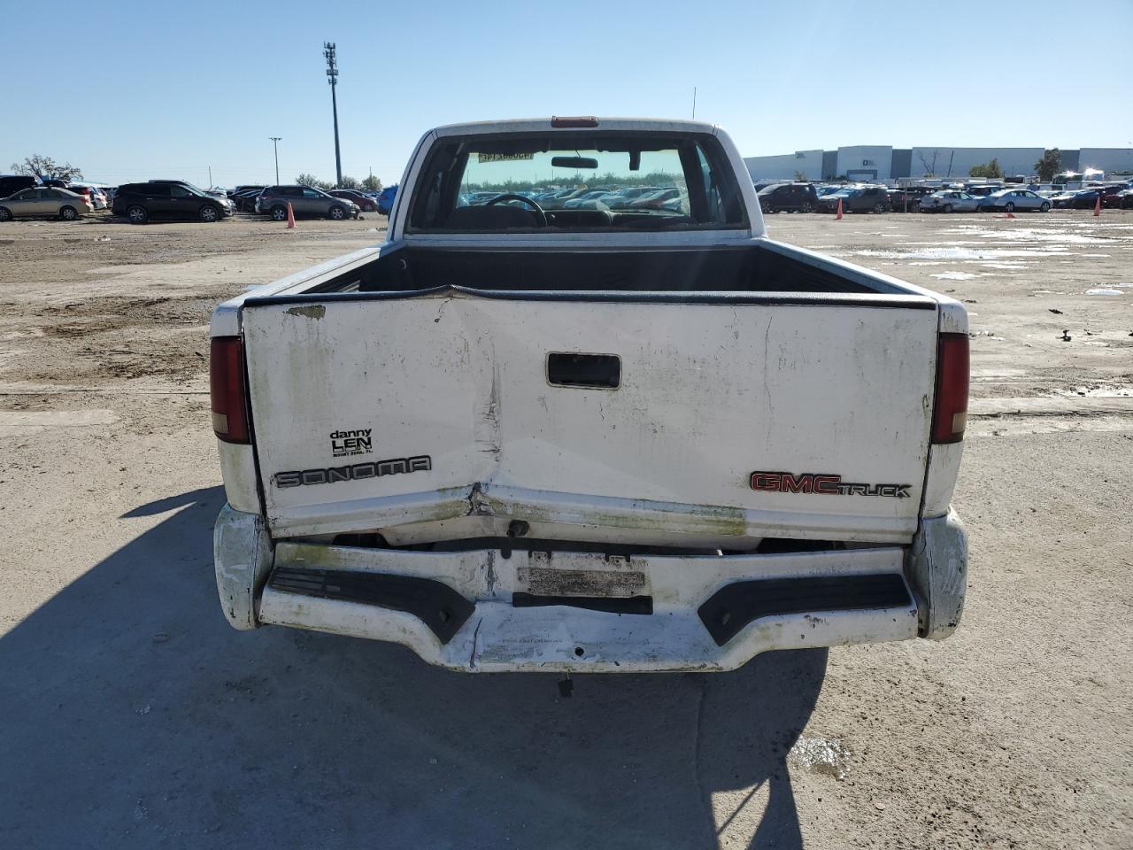 Photo 5 VIN: 1GTCS19X9V8515875 - GMC SONOMA 