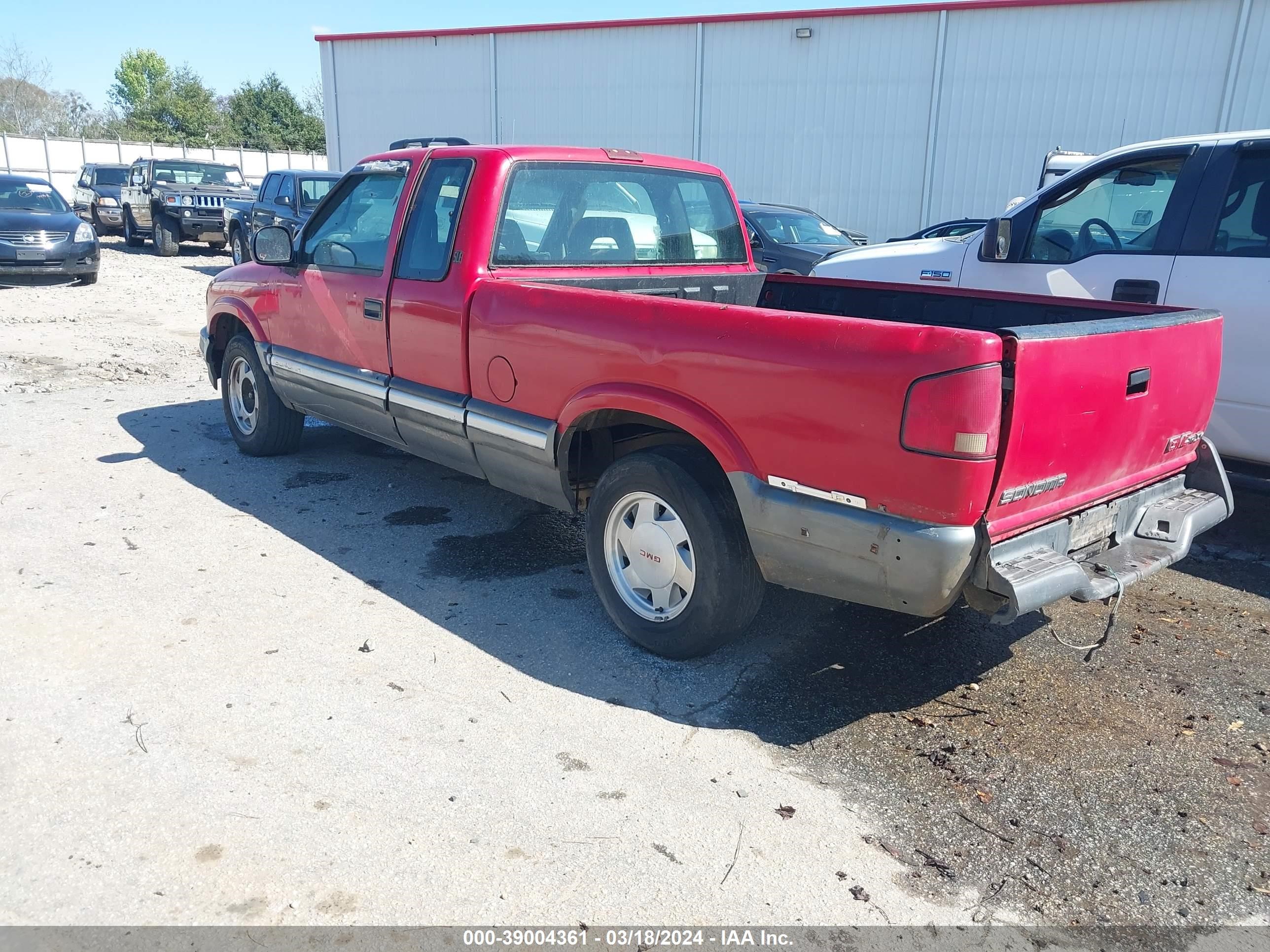 Photo 2 VIN: 1GTCS19XXT8513923 - GMC SONOMA 