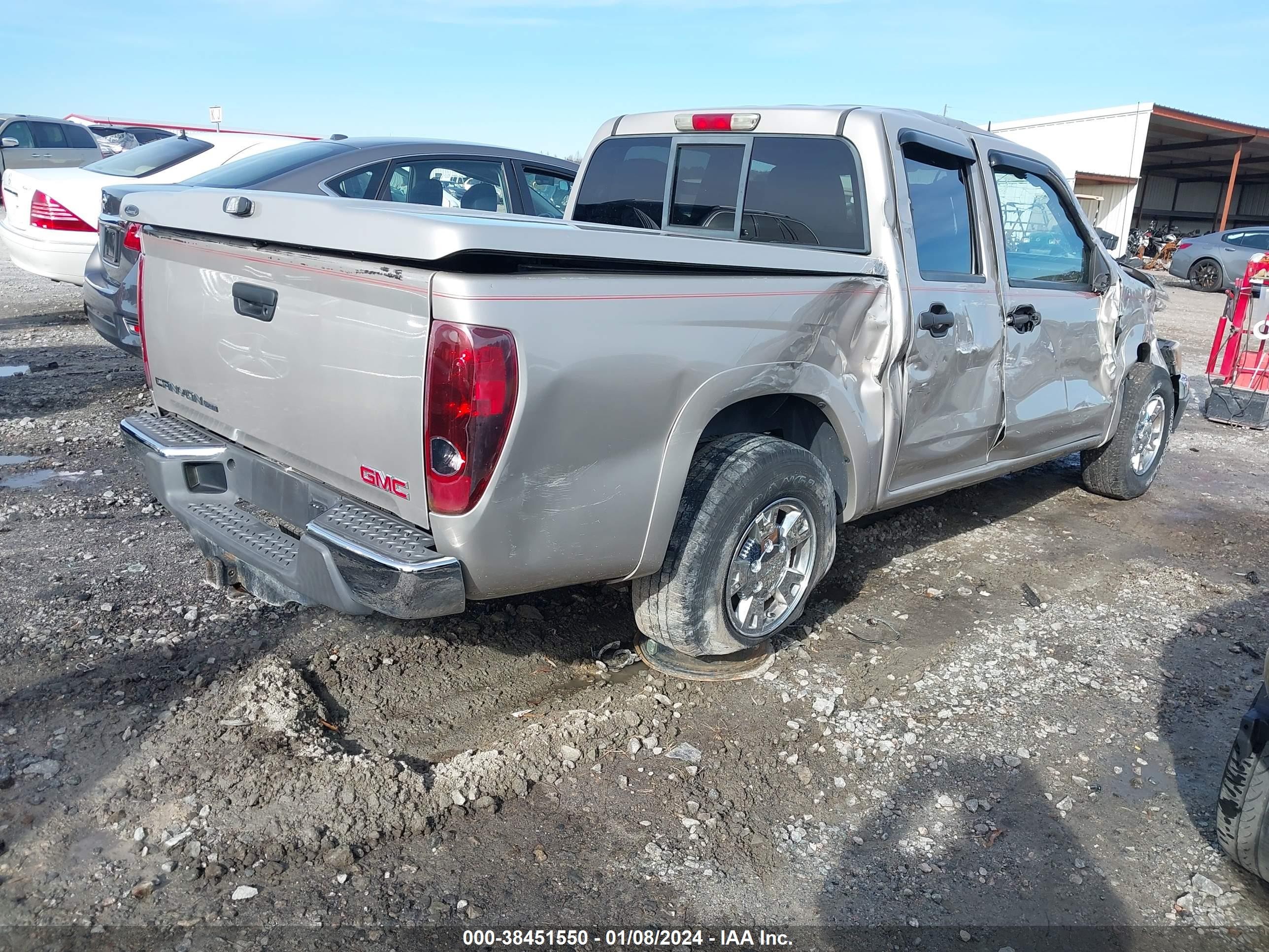 Photo 3 VIN: 1GTCS43E088208303 - GMC CANYON 