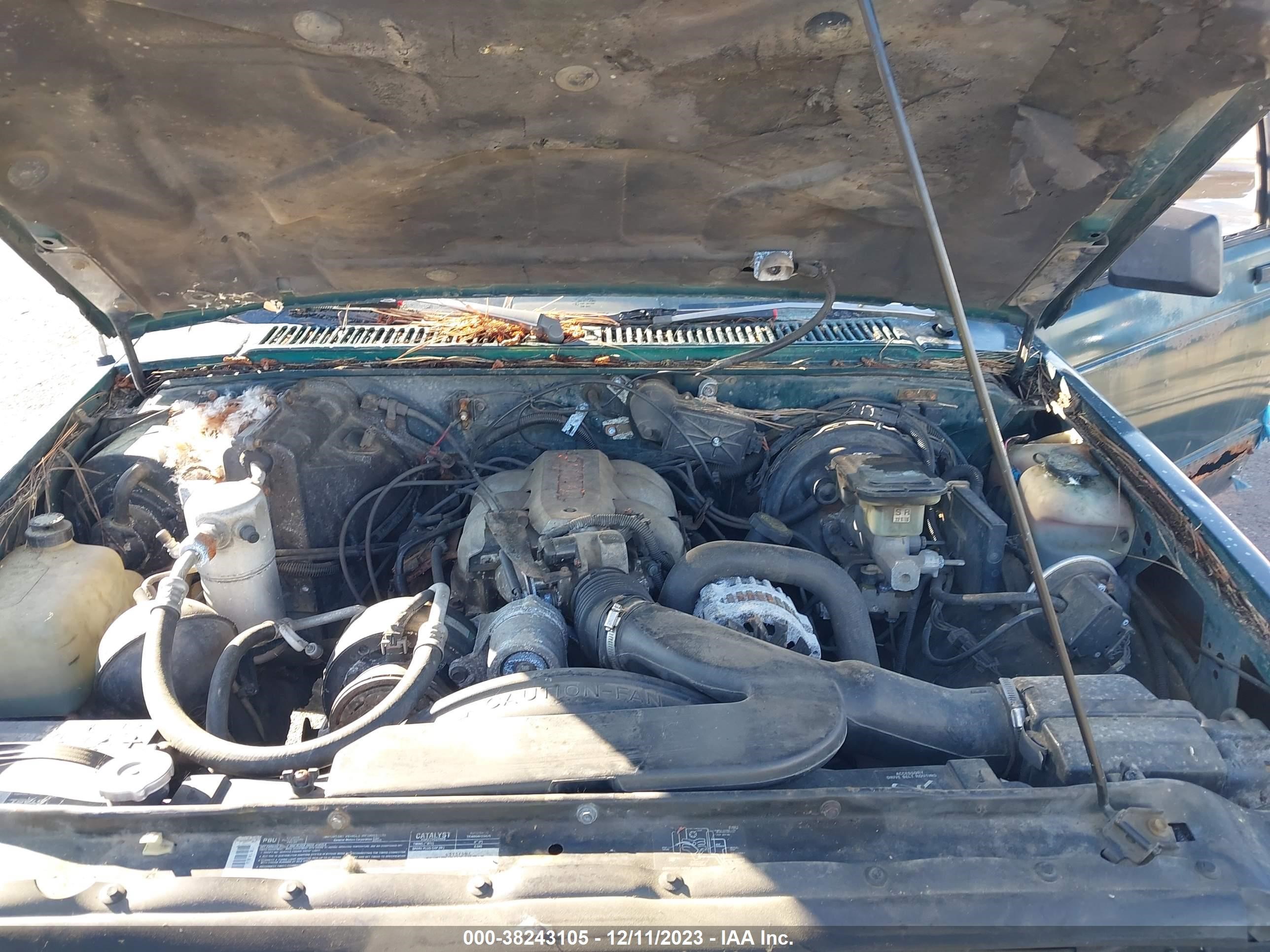 Photo 9 VIN: 1GTCT19W0P8515755 - GMC SONOMA 