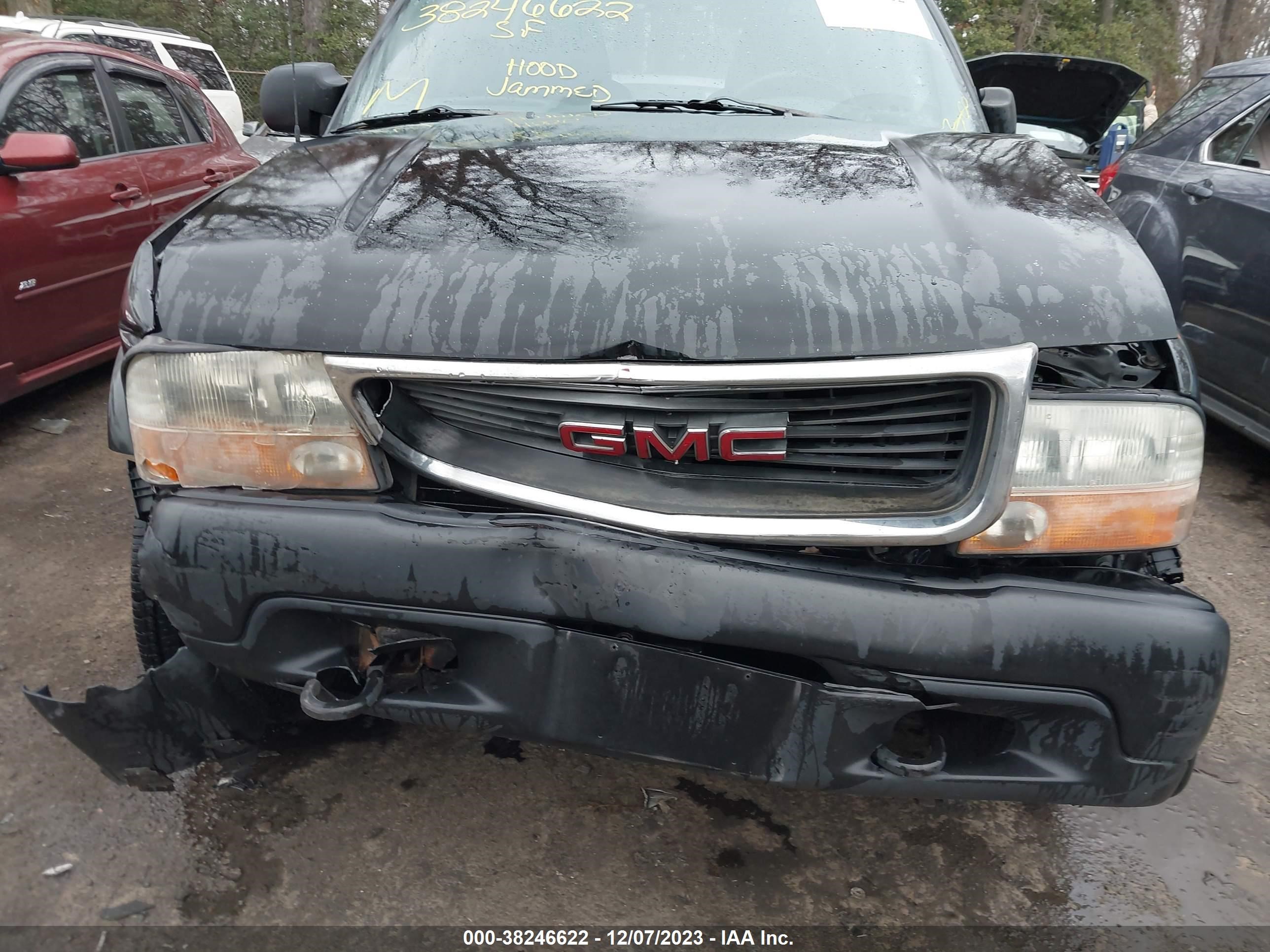 Photo 5 VIN: 1GTCT19X238217355 - GMC SONOMA 