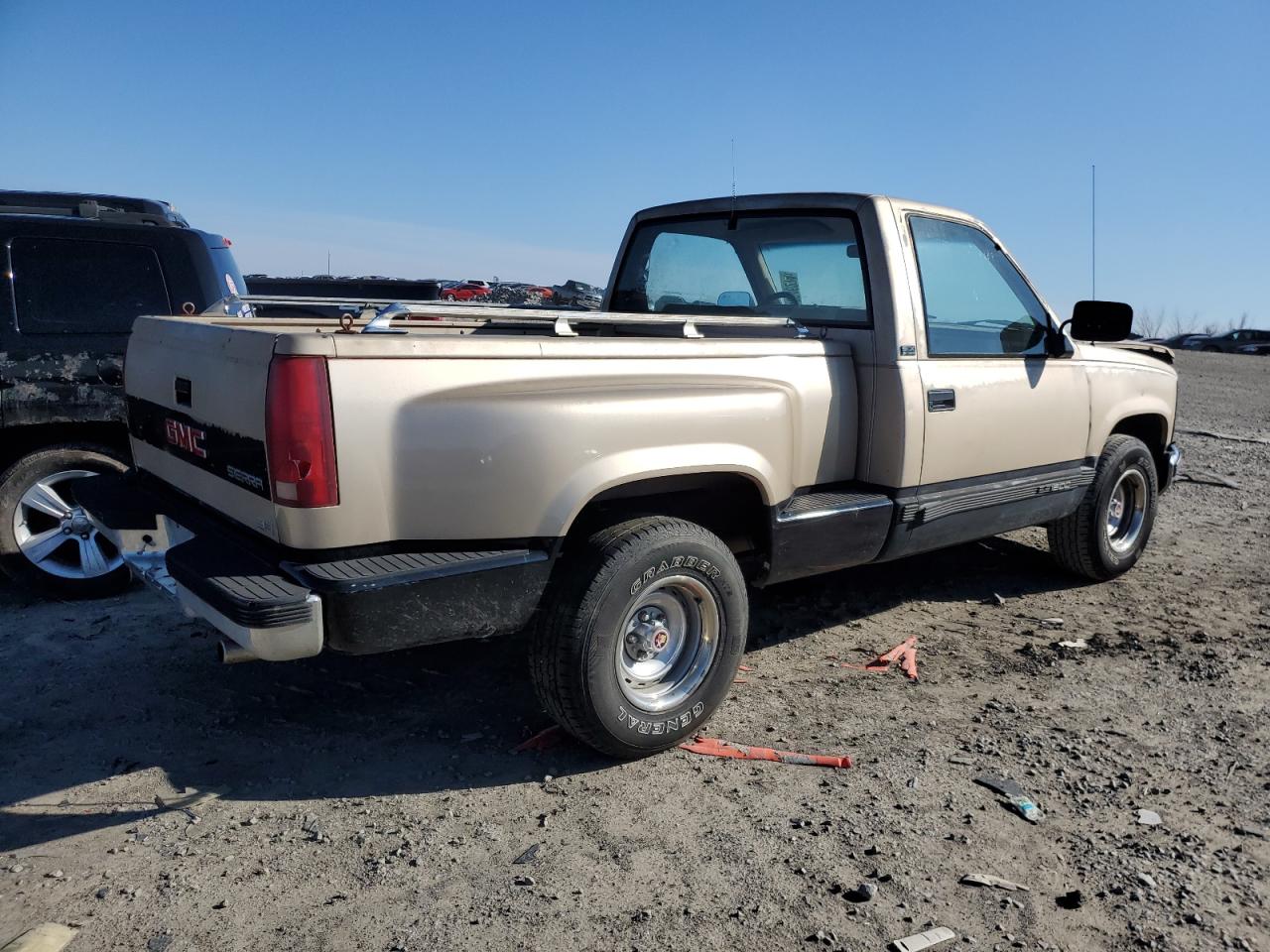 Photo 2 VIN: 1GTDC14H0LZ522979 - GMC SIERRA 