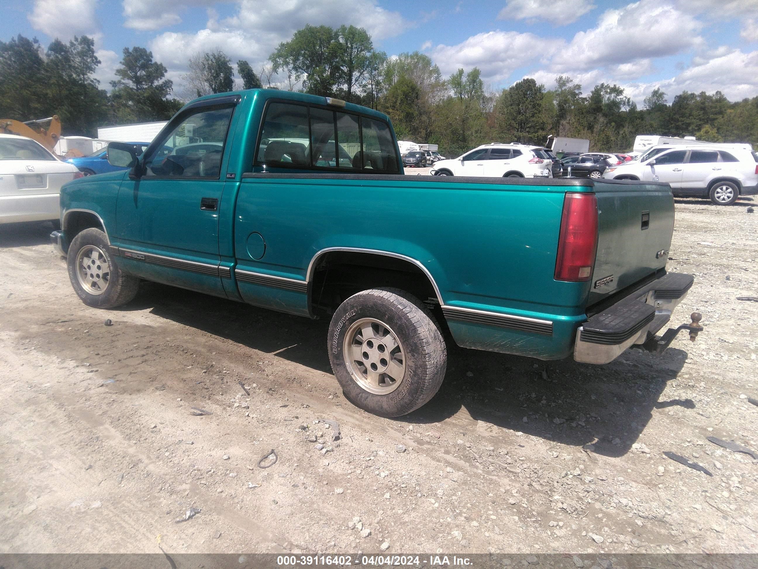 Photo 2 VIN: 1GTDC14H4PZ524532 - GMC SIERRA 