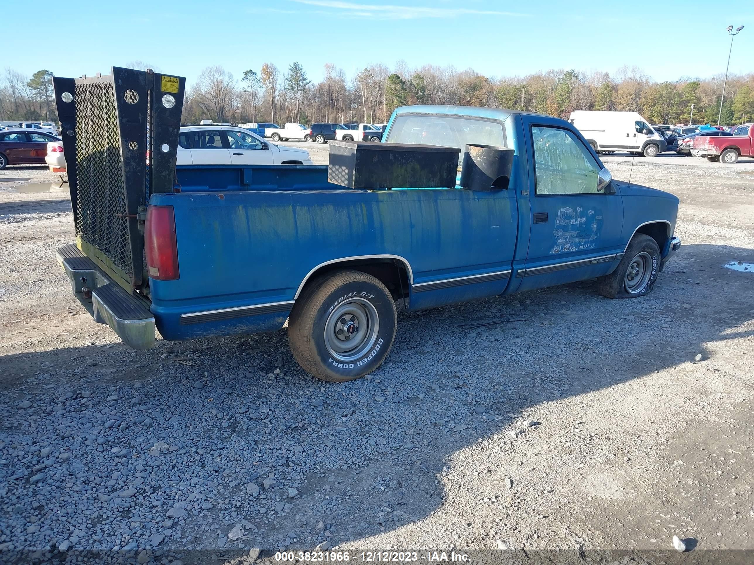 Photo 3 VIN: 1GTDC14Z8LE542395 - GMC SIERRA 