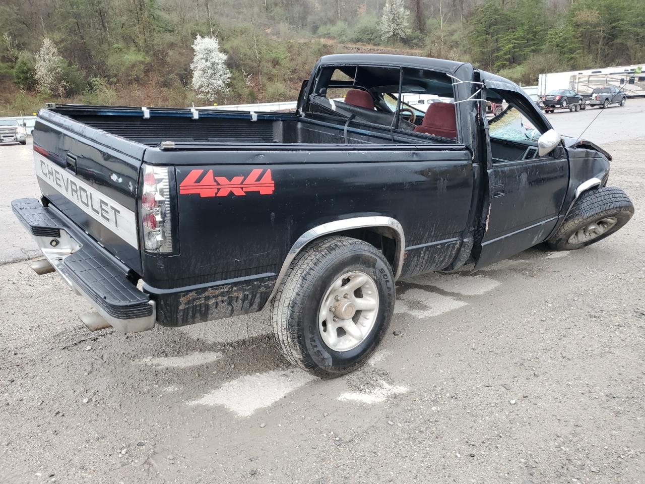 Photo 2 VIN: 1GTDK14H0KZ527374 - GMC SIERRA 