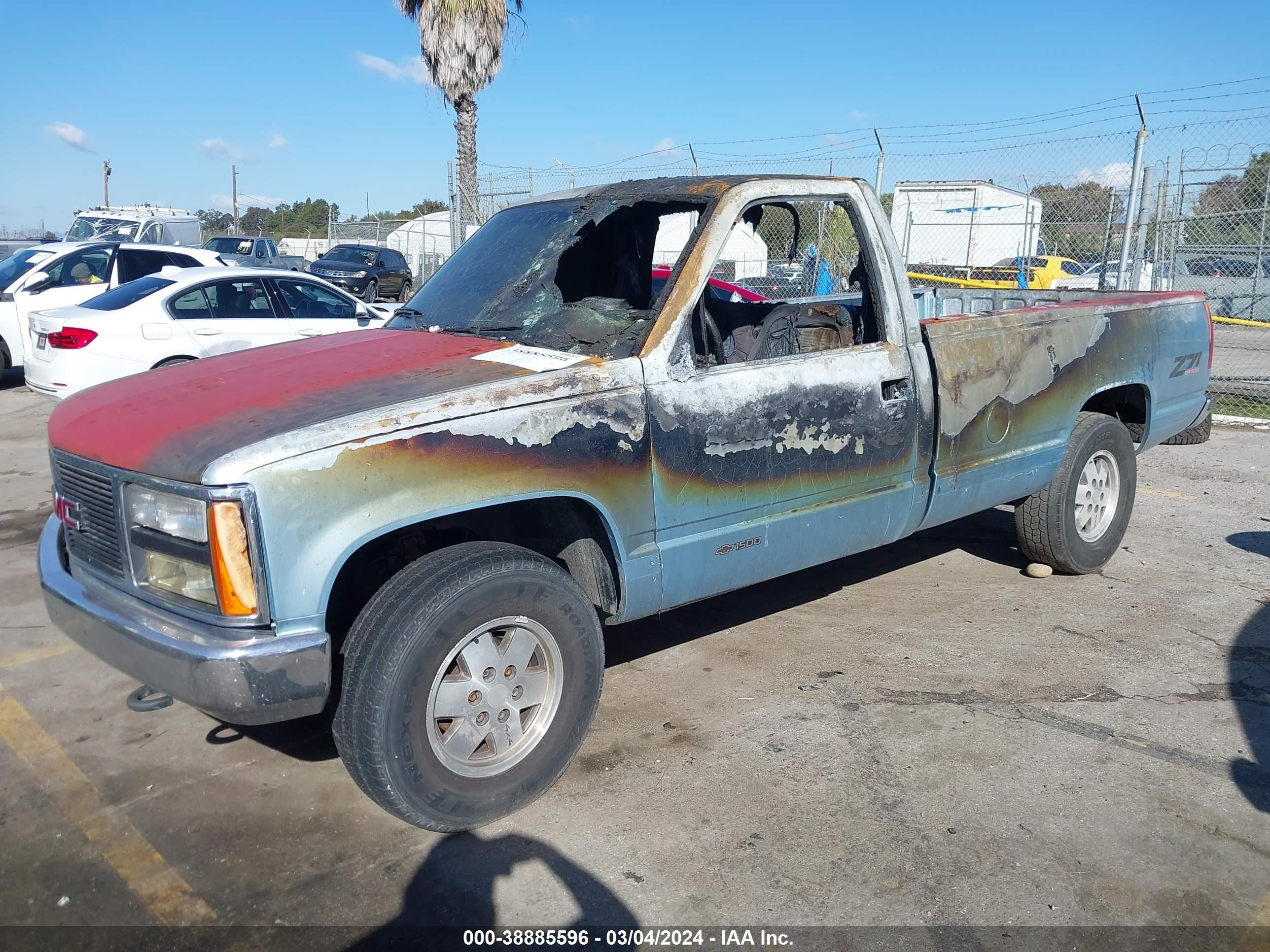 Photo 1 VIN: 1GTDK14K0ME501394 - GMC SIERRA 