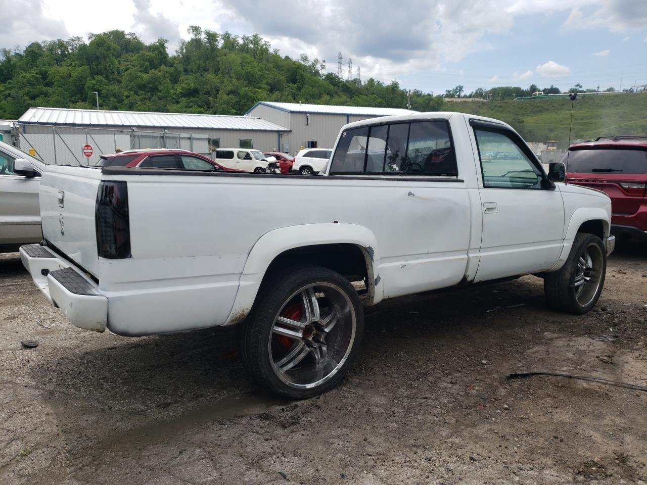 Photo 2 VIN: 1GTDK14K4LE544442 - GMC SIERRA 