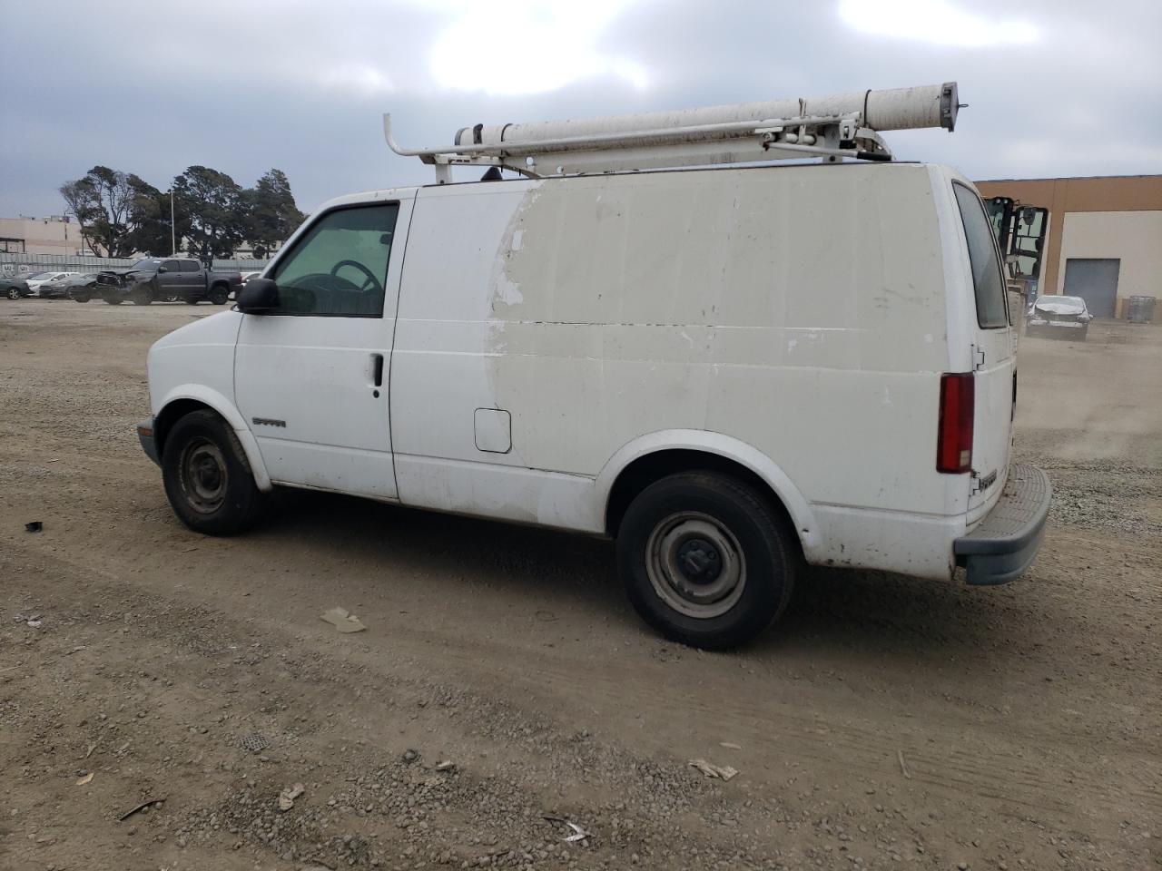 Photo 1 VIN: 1GTDM19W2YB508165 - GMC SAFARI 