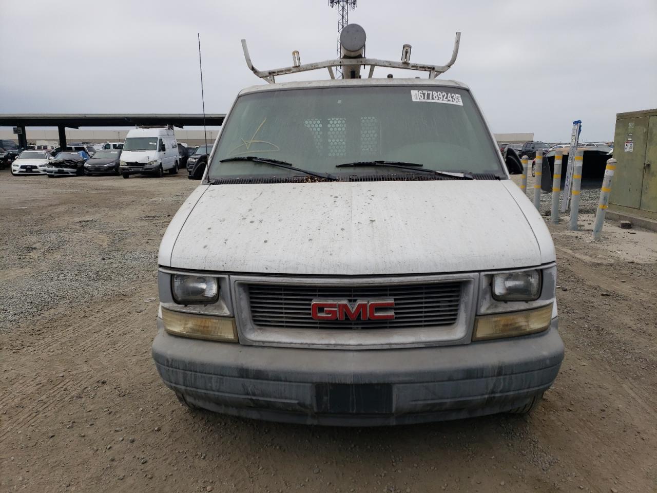 Photo 4 VIN: 1GTDM19W2YB508165 - GMC SAFARI 