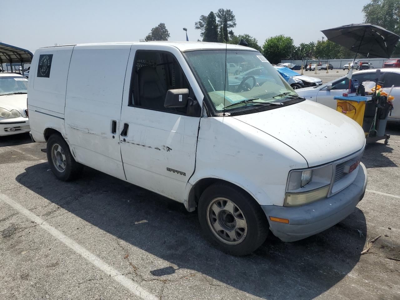 Photo 3 VIN: 1GTDM19W9YB506834 - GMC SAFARI 