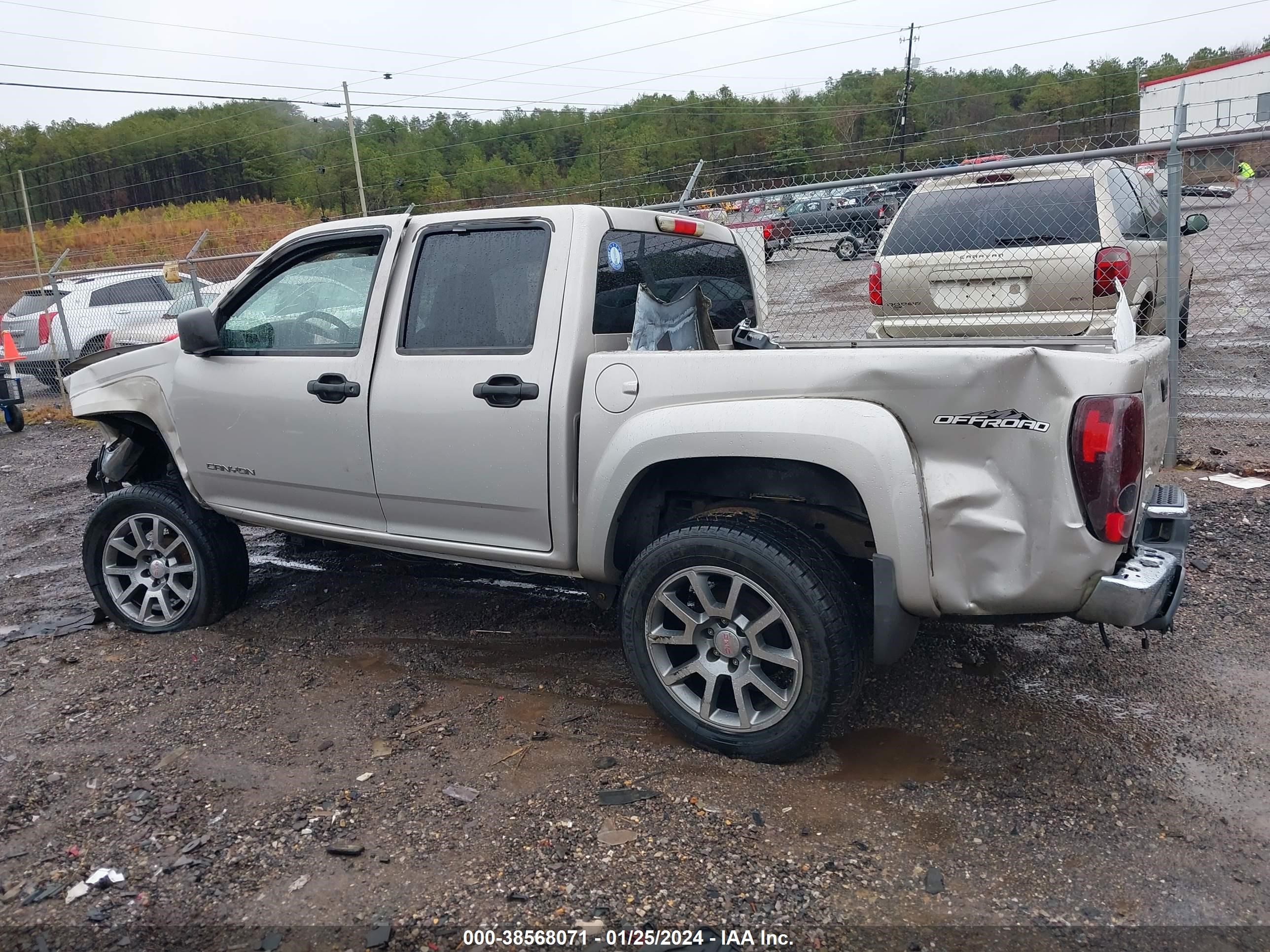 Photo 13 VIN: 1GTDS136048140722 - GMC CANYON 