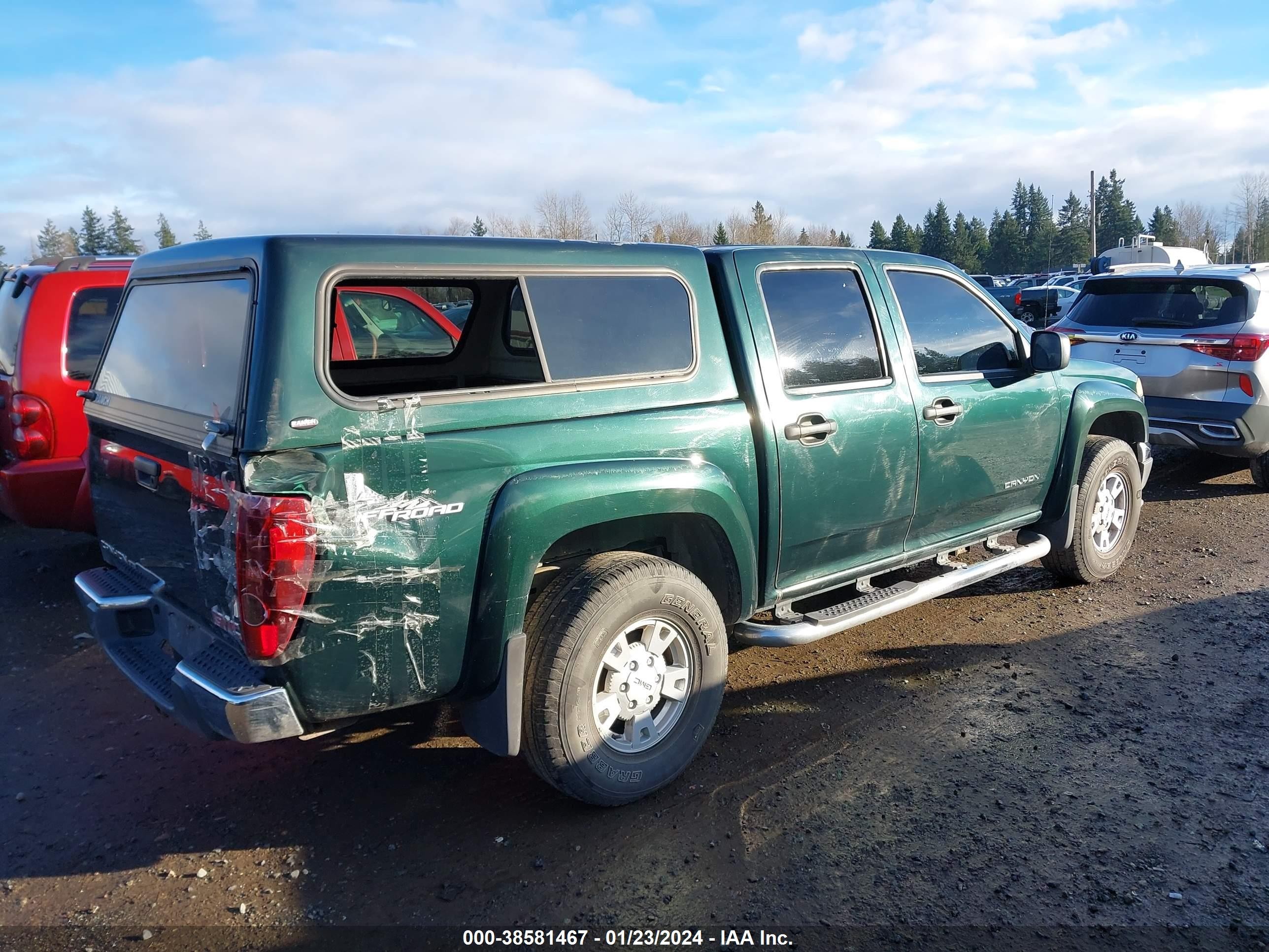 Photo 3 VIN: 1GTDS136548146564 - GMC CANYON 