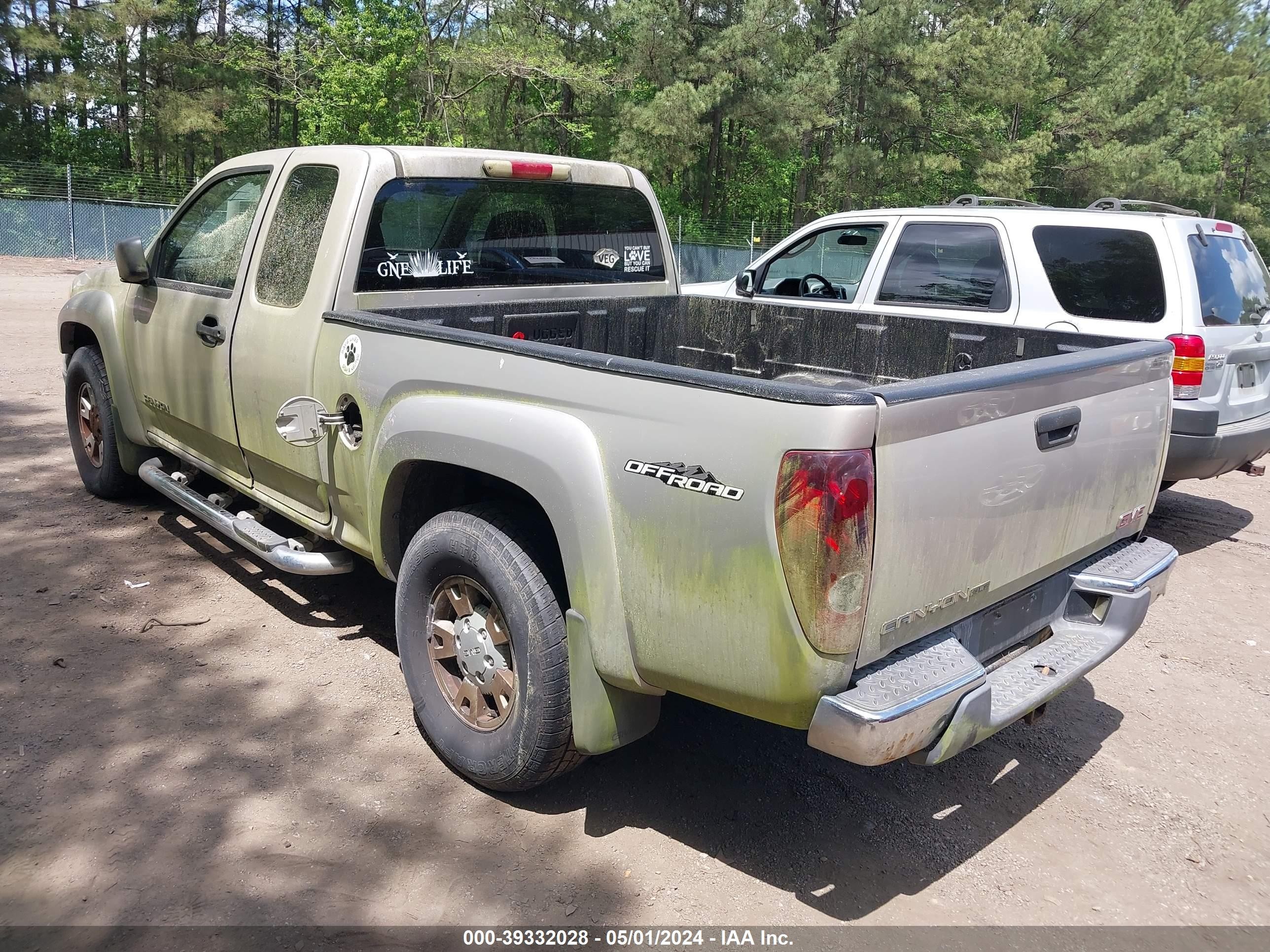 Photo 2 VIN: 1GTDS196548186344 - GMC CANYON 