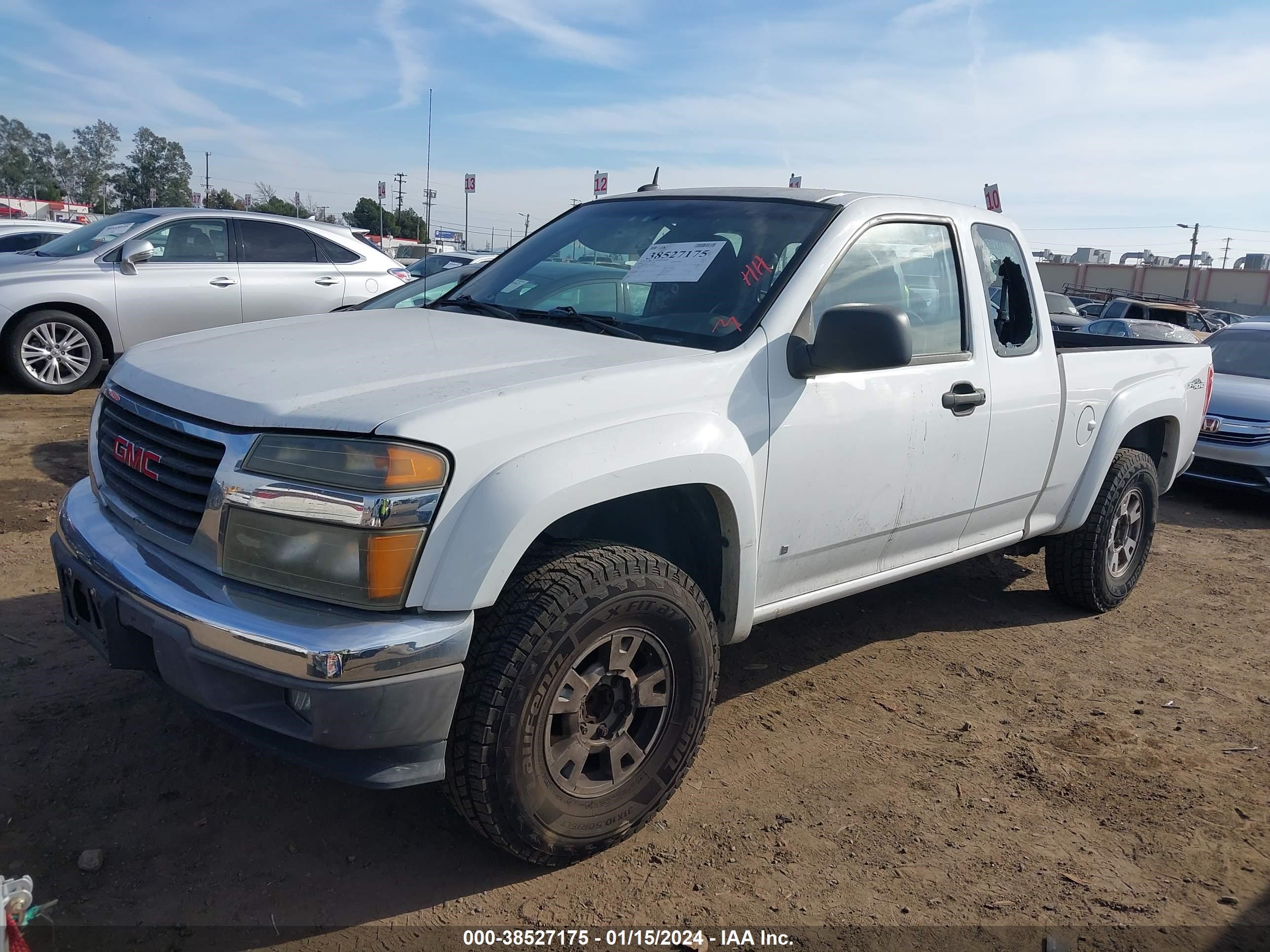 Photo 1 VIN: 1GTDS19E588178662 - GMC CANYON 