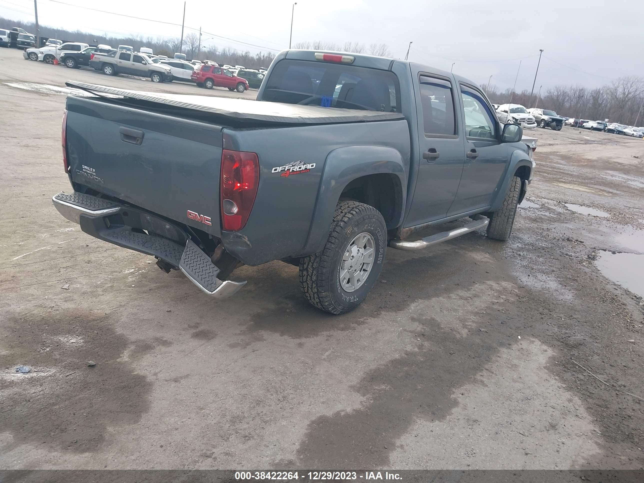 Photo 3 VIN: 1GTDT136268273532 - GMC CANYON 