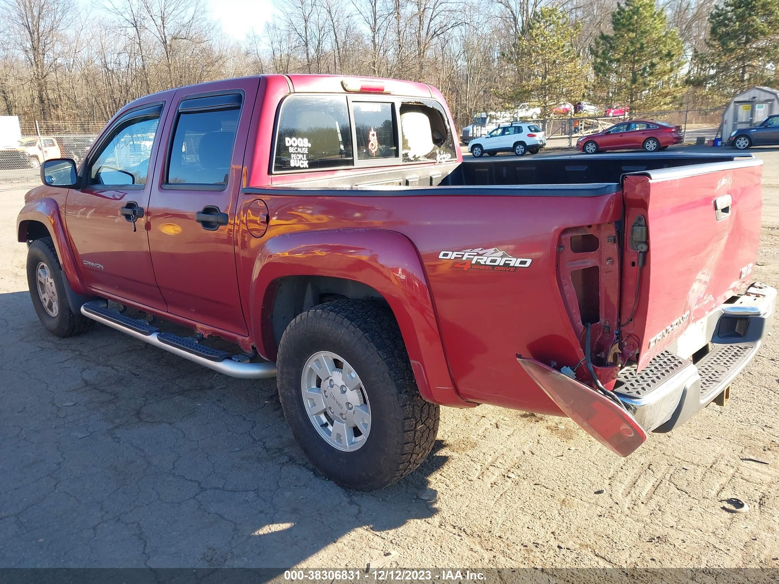 Photo 2 VIN: 1GTDT136658218676 - GMC CANYON 