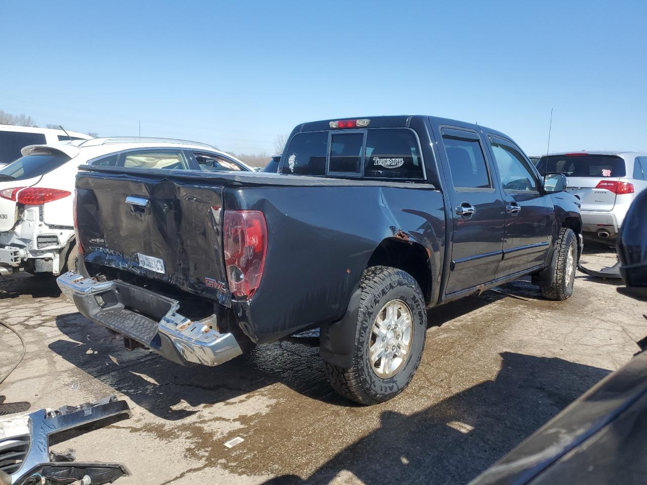 Photo 2 VIN: 1GTDT13EX98148631 - GMC CANYON 