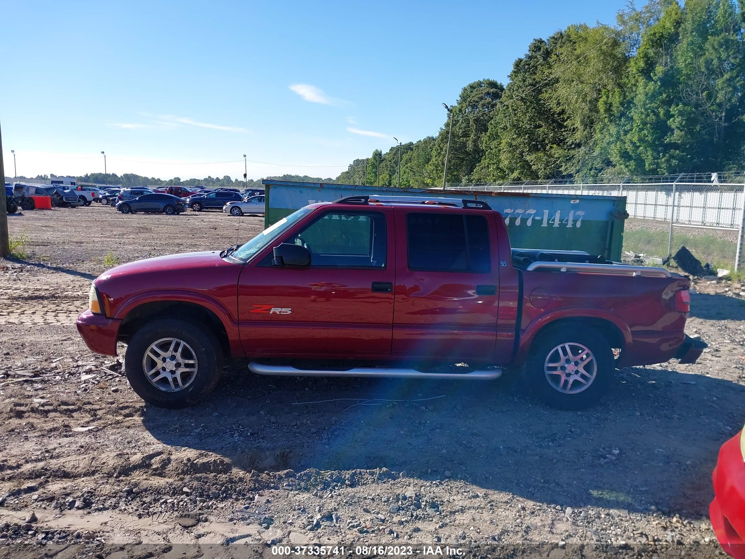 Photo 13 VIN: 1GTDT13X74K115650 - GMC SONOMA 