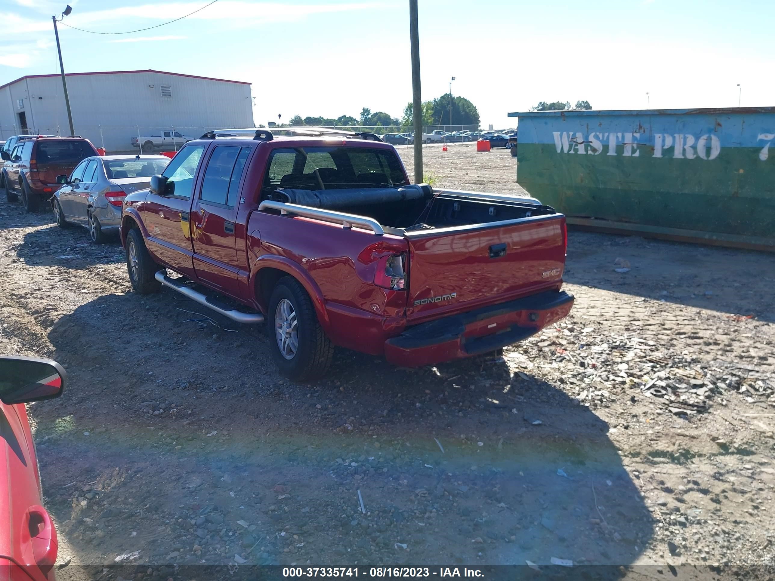 Photo 2 VIN: 1GTDT13X74K115650 - GMC SONOMA 