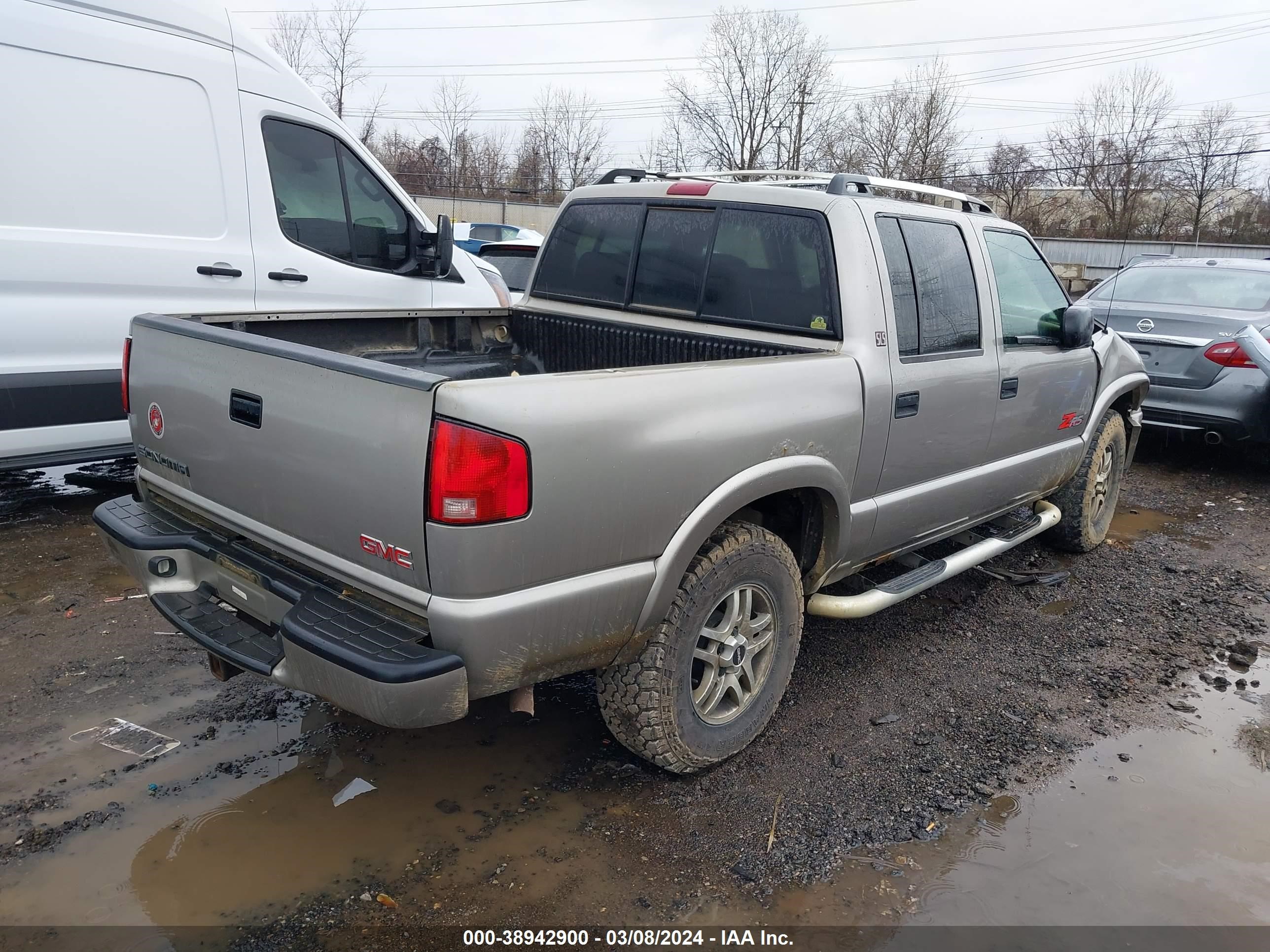 Photo 3 VIN: 1GTDT13X94K138430 - GMC SONOMA 