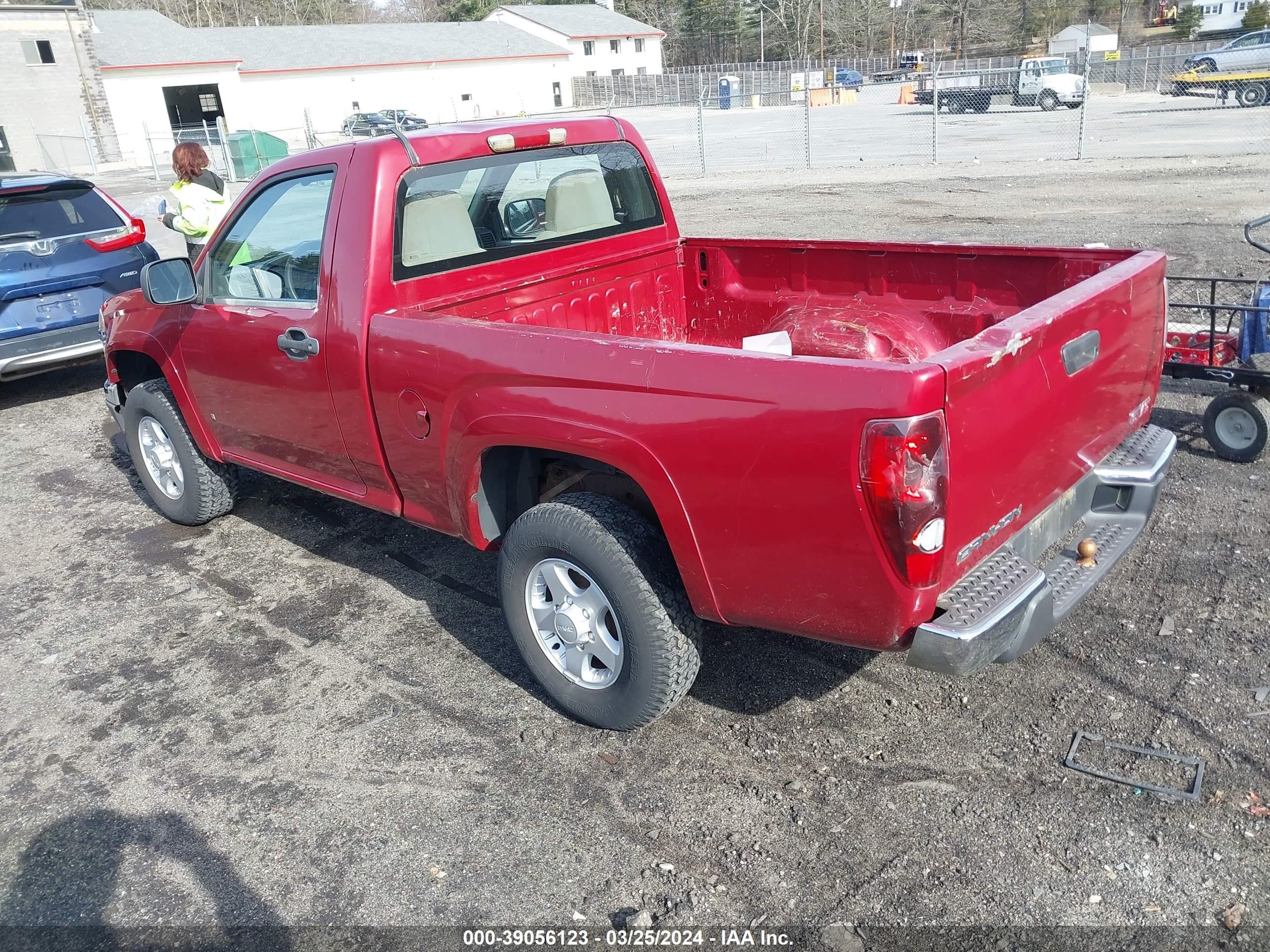 Photo 2 VIN: 1GTDT148168201060 - GMC CANYON 