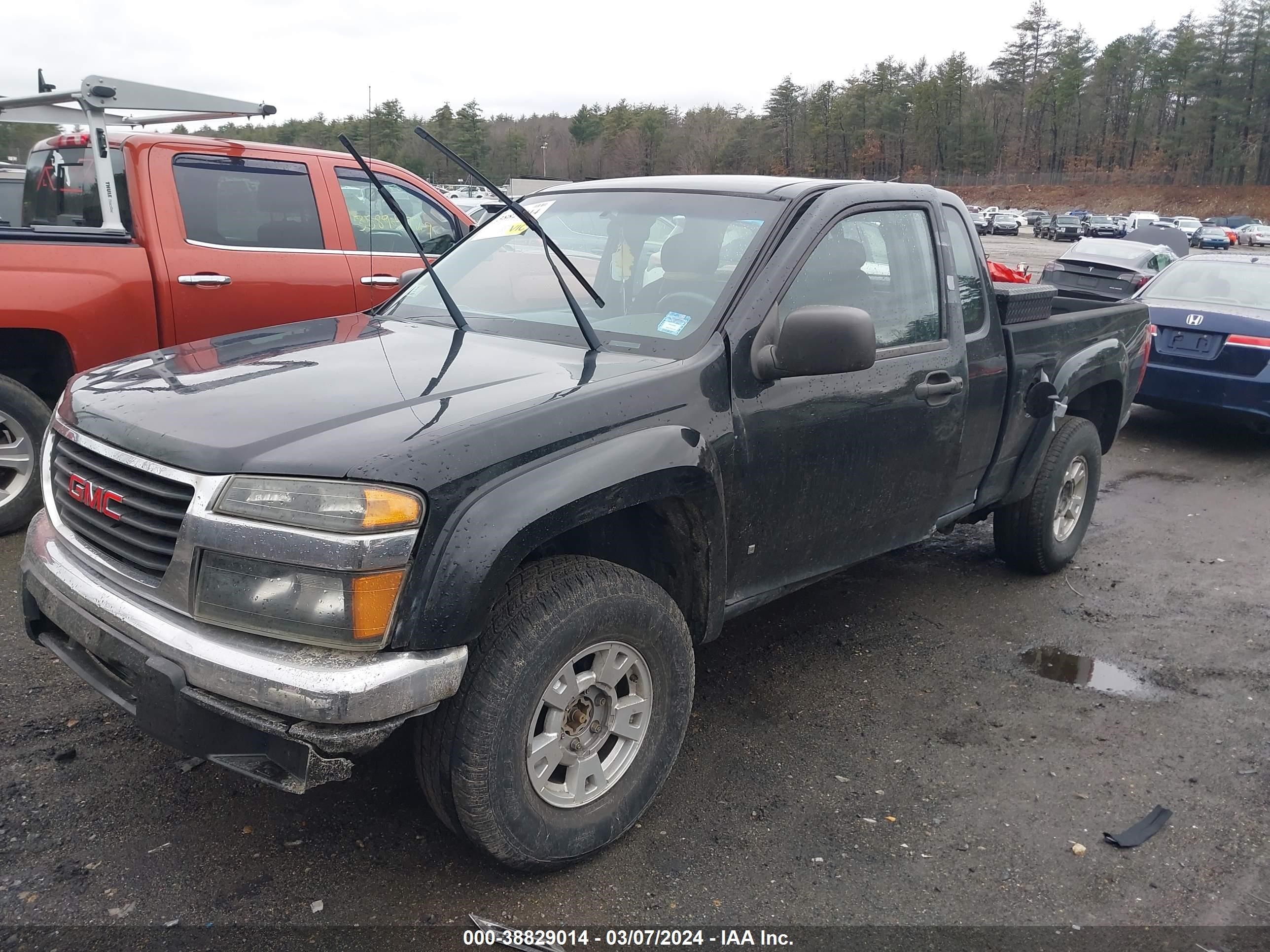 Photo 1 VIN: 1GTDT196758209878 - GMC CANYON 