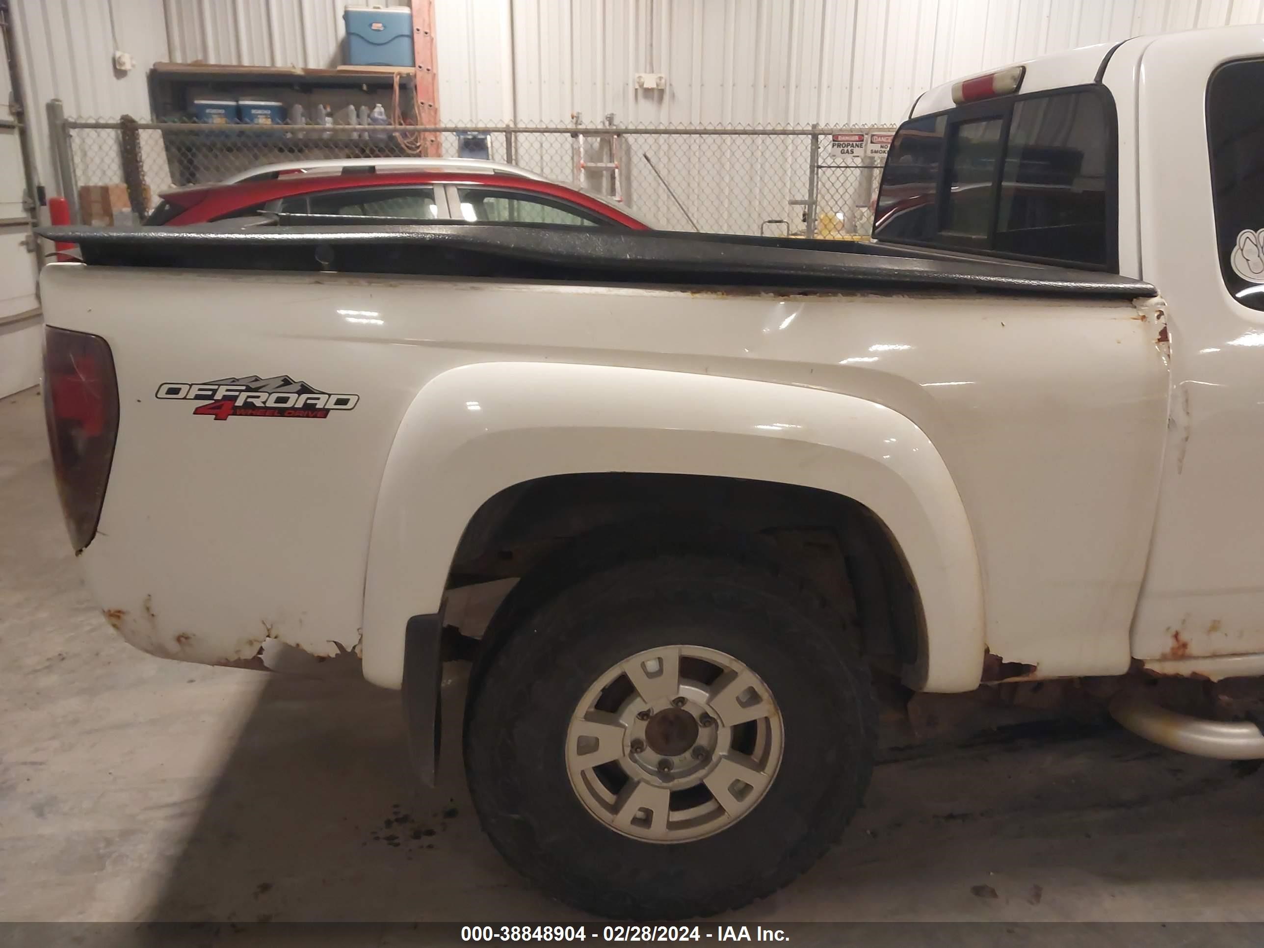 Photo 12 VIN: 1GTDT196X58130835 - GMC CANYON 