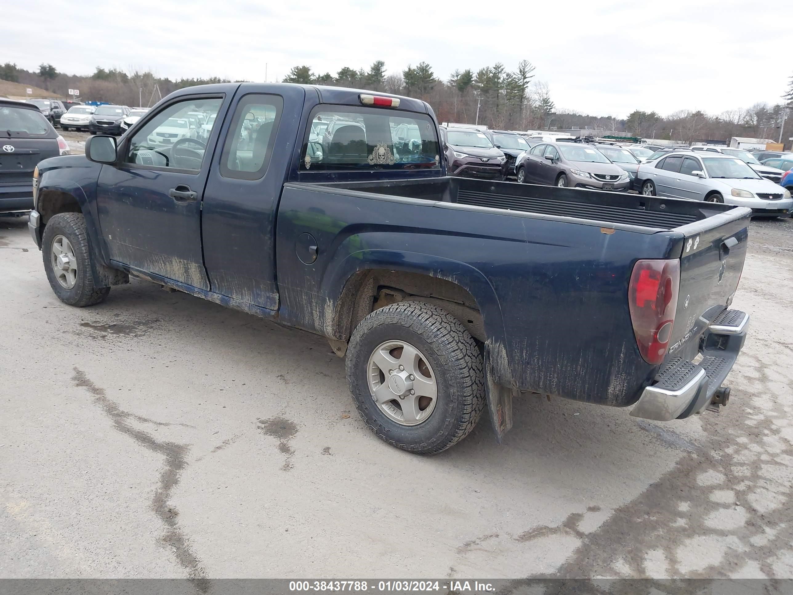 Photo 2 VIN: 1GTDT199788156288 - GMC CANYON 