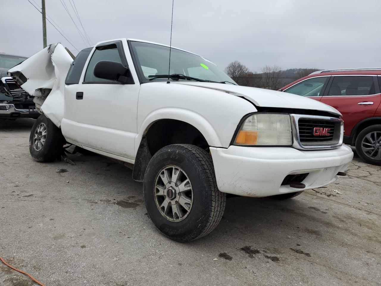 Photo 3 VIN: 1GTDT19W428249136 - GMC SONOMA 