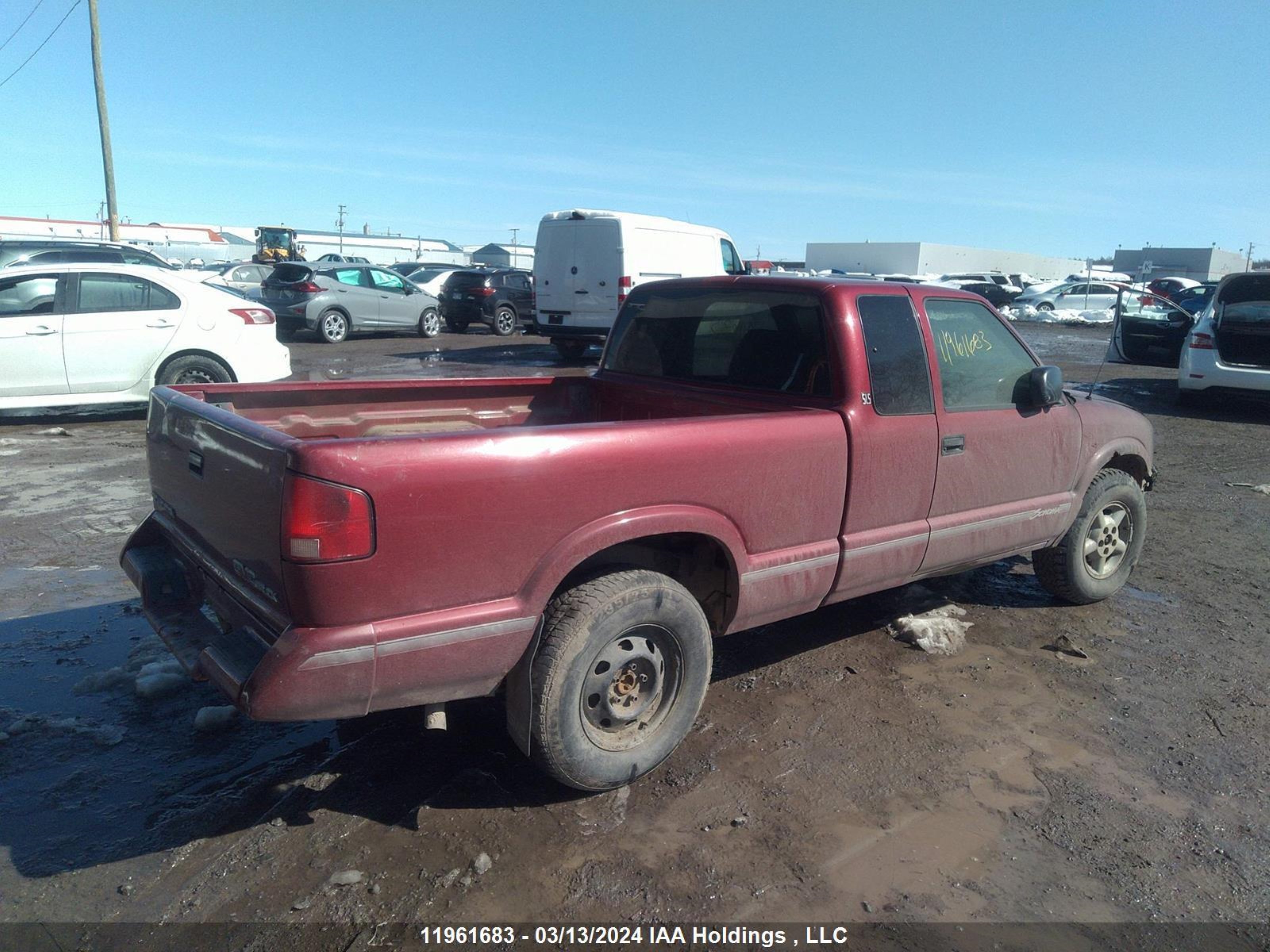 Photo 3 VIN: 1GTDT19X8VK520764 - GMC SONOMA 