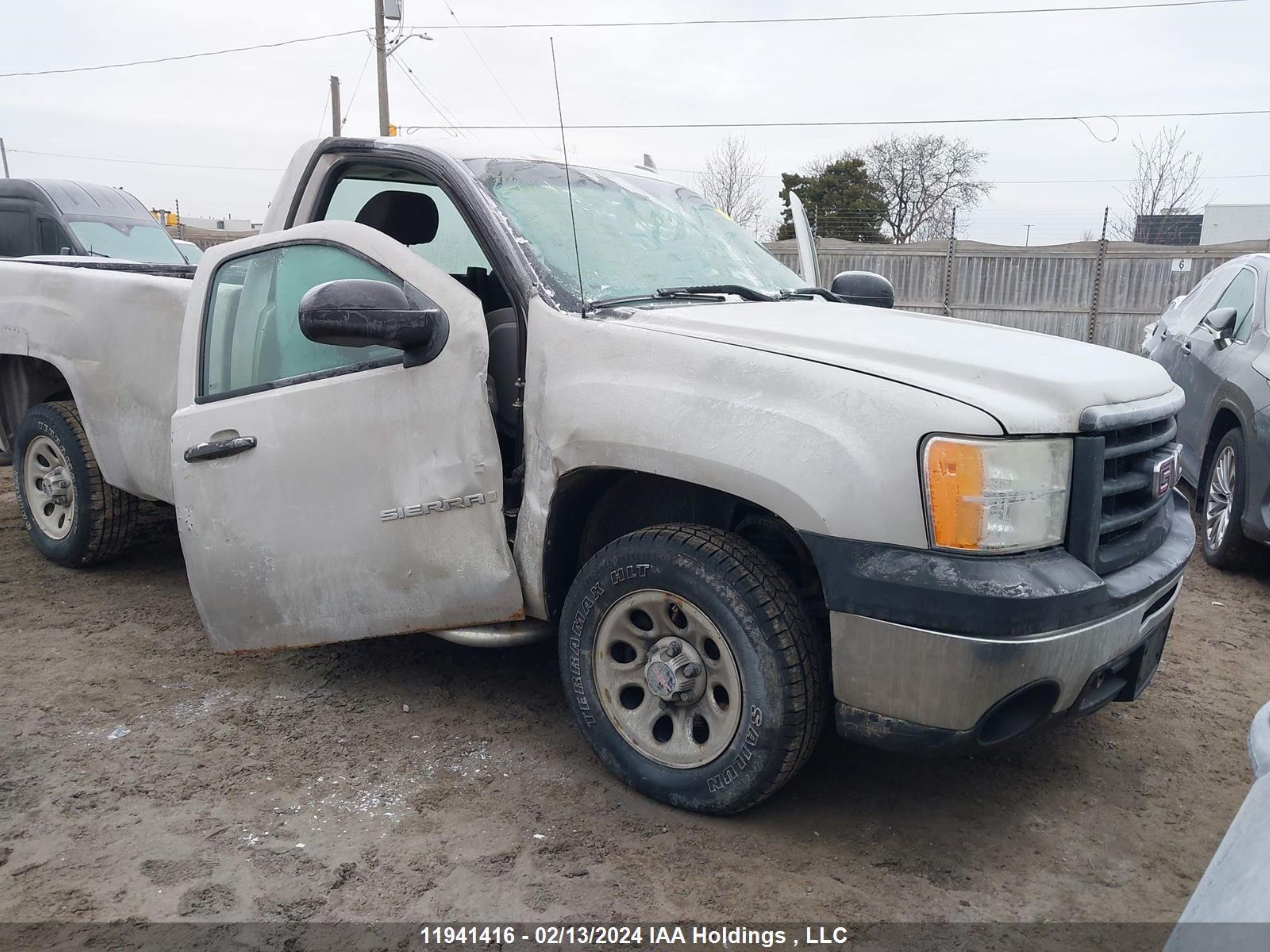 Photo 5 VIN: 1GTEC14C39Z209958 - GMC SIERRA 