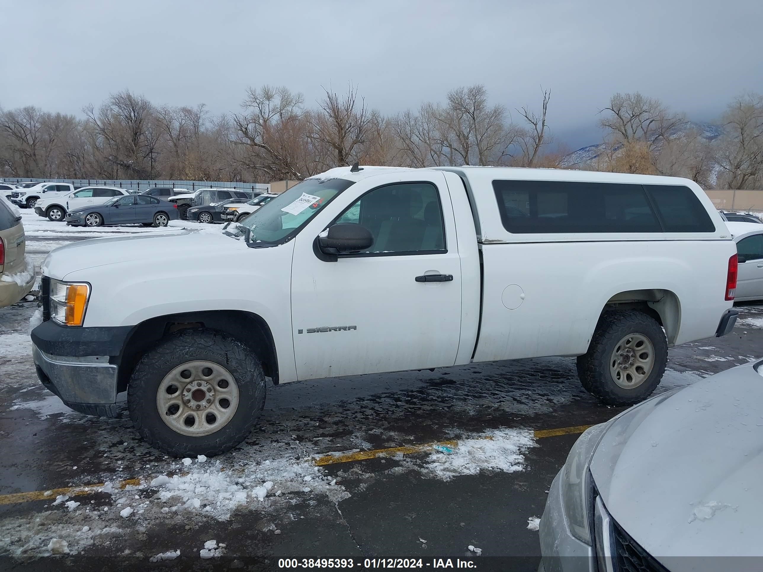 Photo 13 VIN: 1GTEC14C48Z324034 - GMC SIERRA 