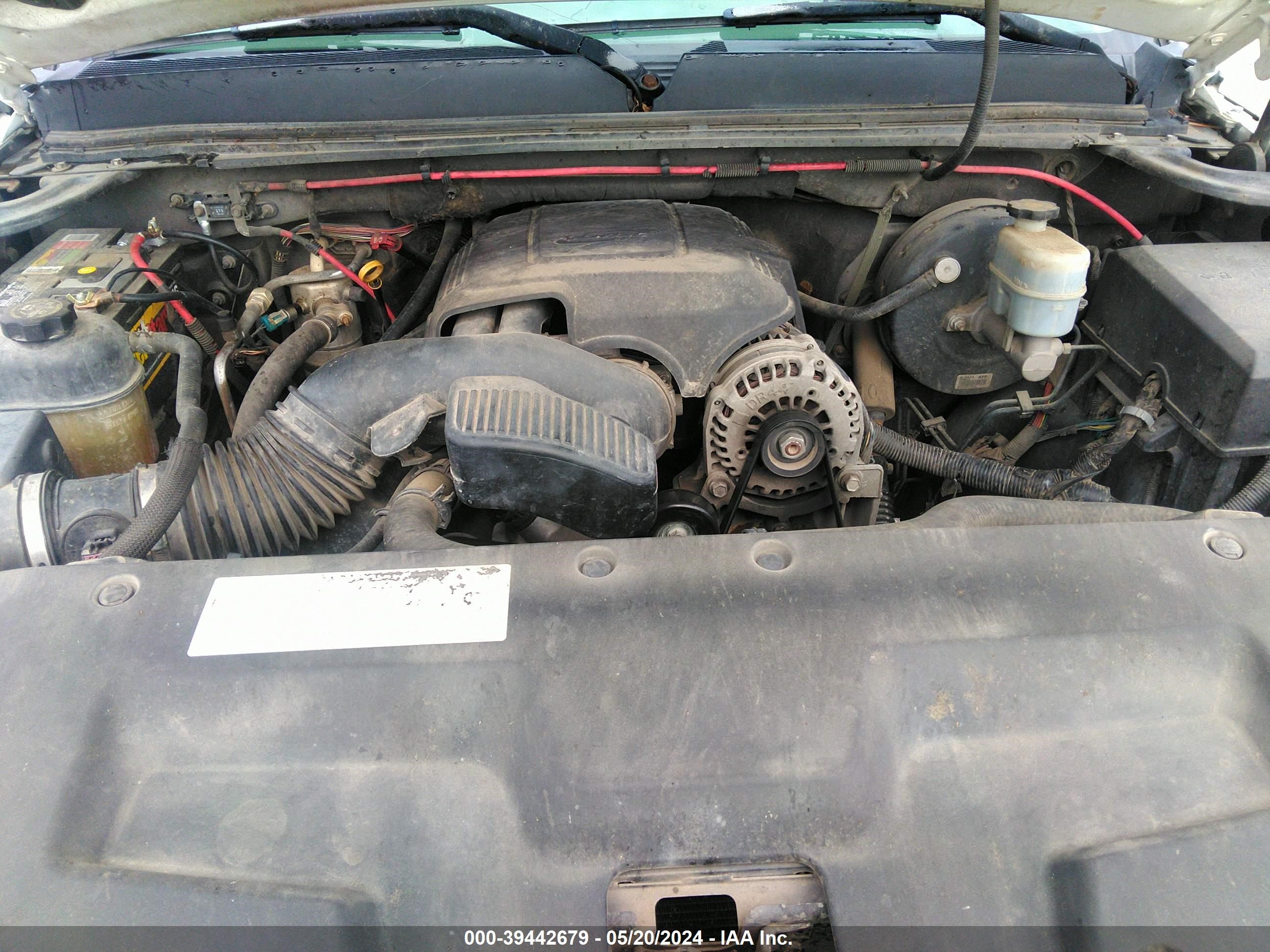 Photo 9 VIN: 1GTEC14C88Z212532 - GMC SIERRA 