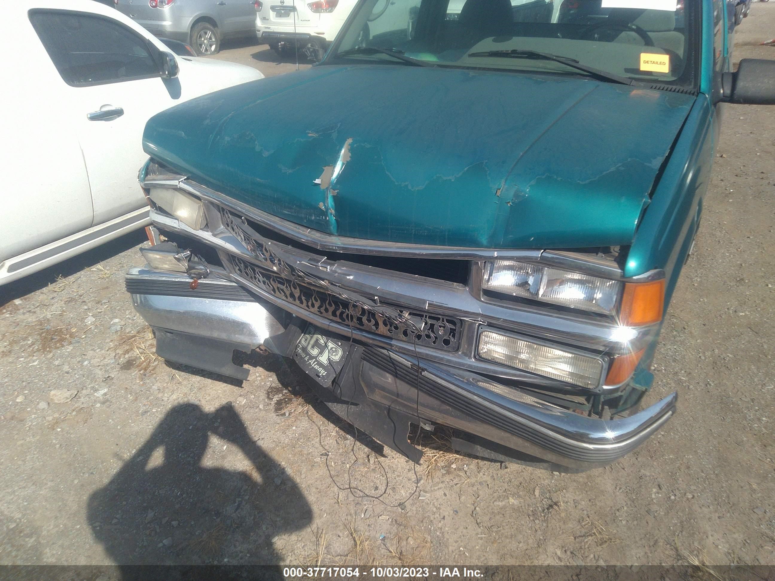 Photo 5 VIN: 1GTEC14H6SZ555164 - GMC SIERRA 