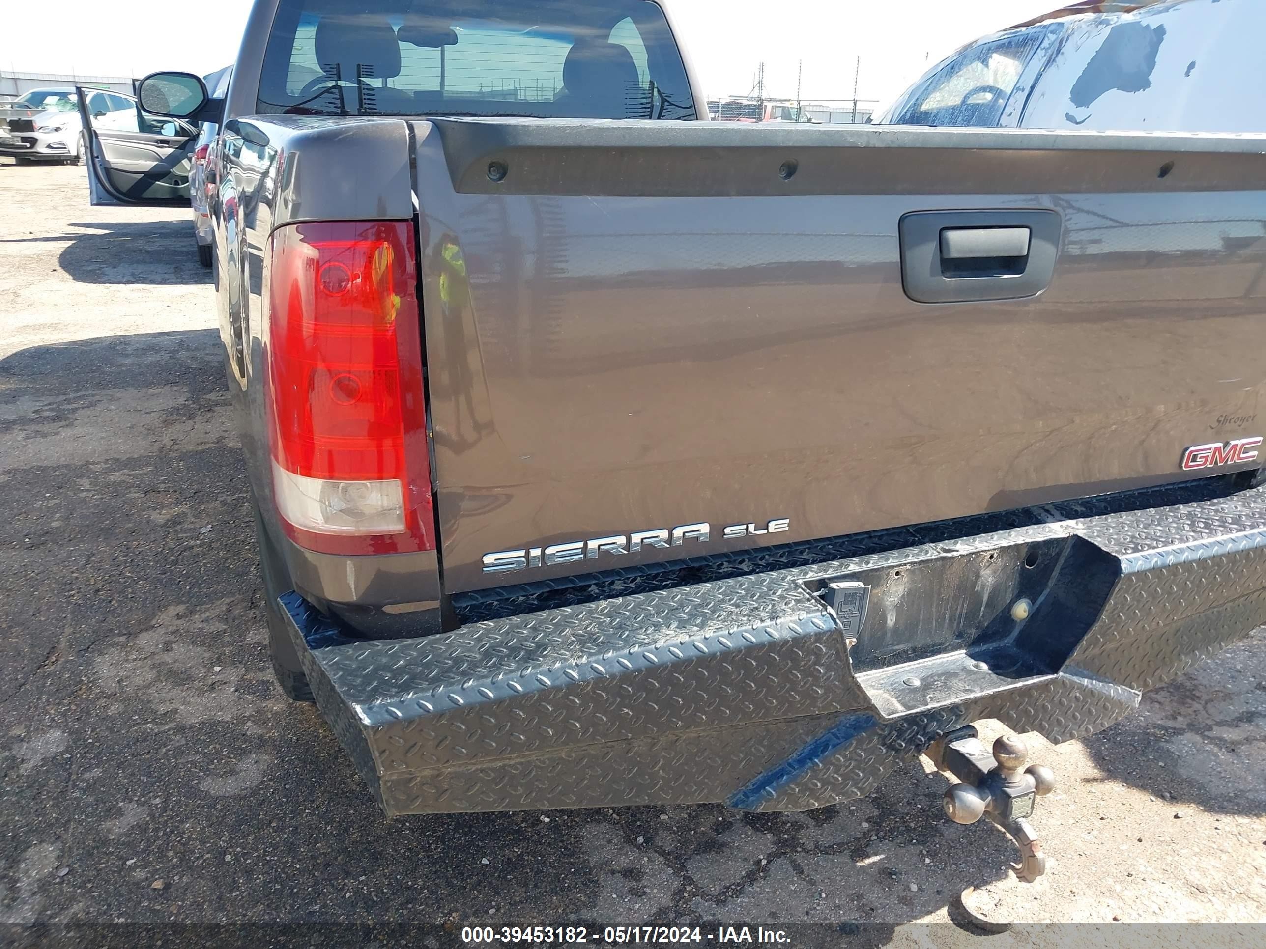 Photo 11 VIN: 1GTEC14J77Z535791 - GMC SIERRA 