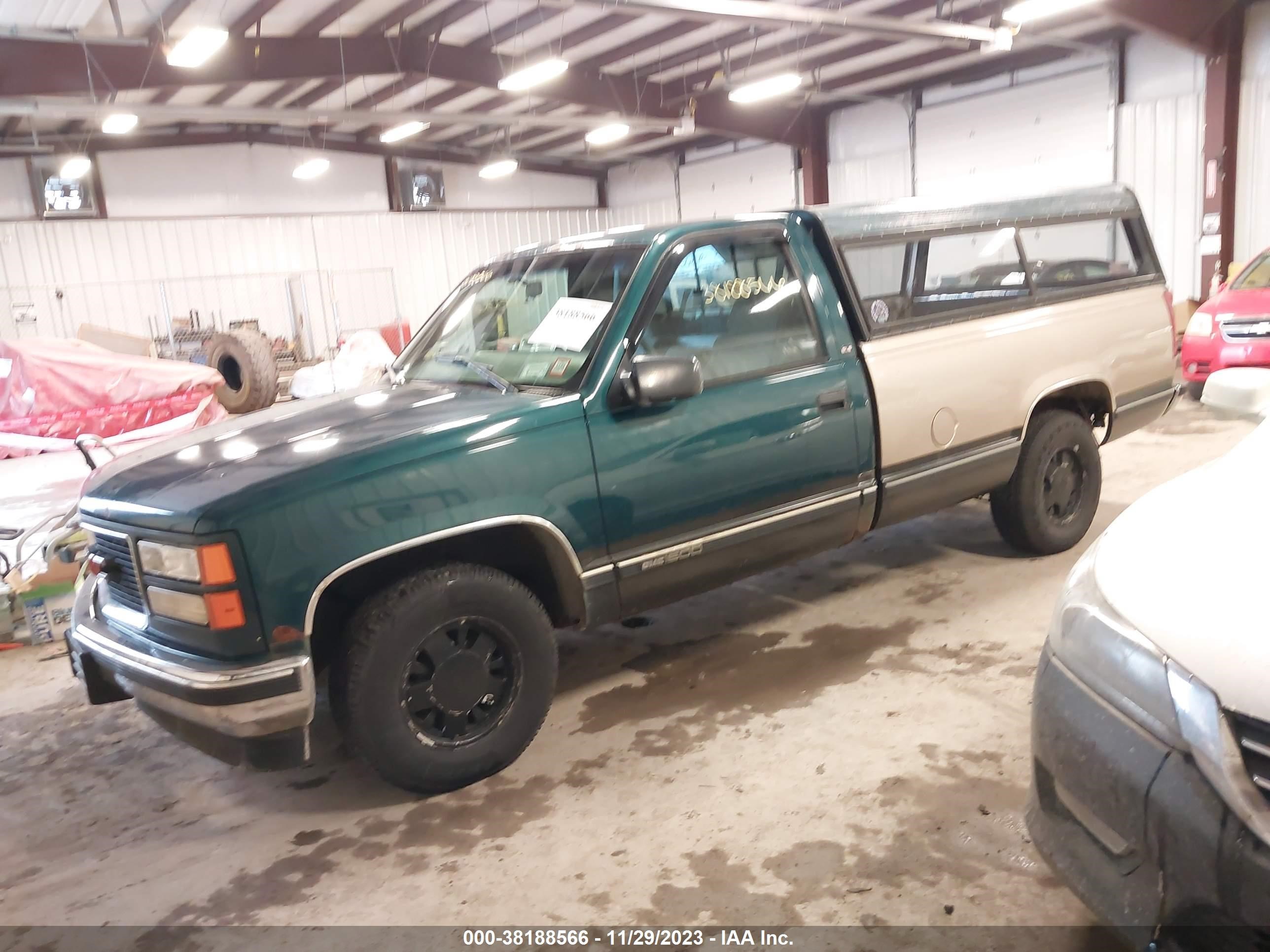 Photo 1 VIN: 1GTEC14R7VZ542744 - GMC SIERRA 