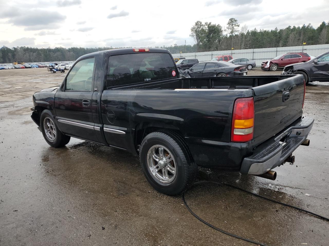 Photo 1 VIN: 1GTEC14T72Z332328 - GMC SIERRA 