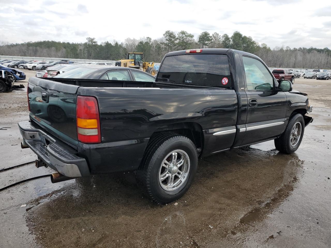 Photo 2 VIN: 1GTEC14T72Z332328 - GMC SIERRA 