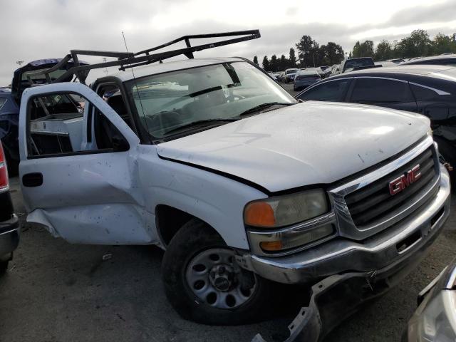 Photo 3 VIN: 1GTEC14T75Z323424 - GMC NEW SIERRA 