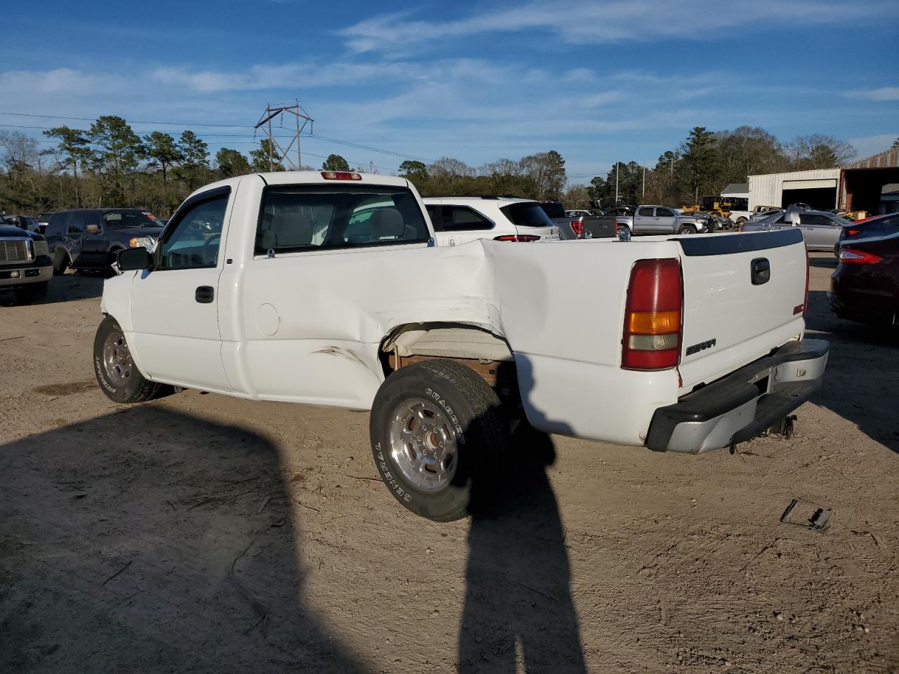 Photo 1 VIN: 1GTEC14TXYE308587 - GMC SIERRA 