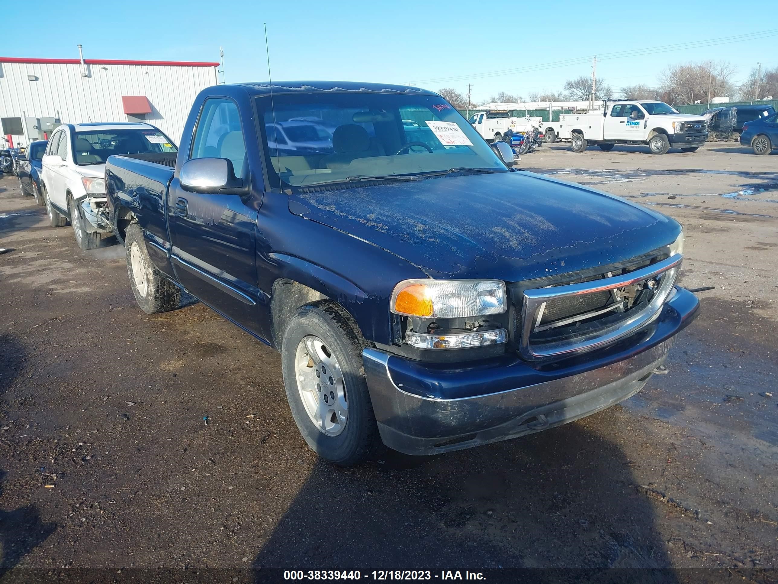 Photo 0 VIN: 1GTEC14TXYZ109788 - GMC SIERRA 