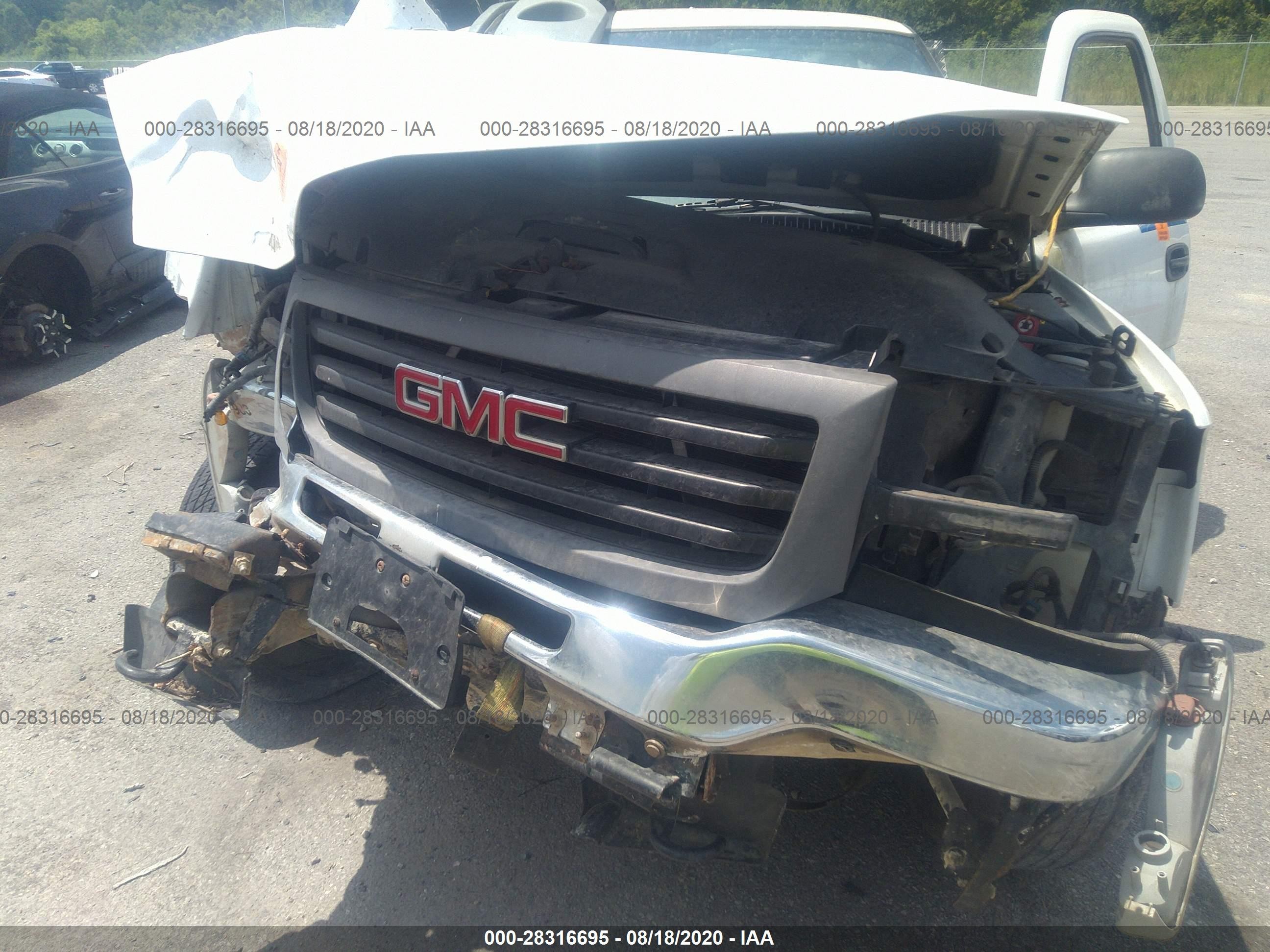 Photo 9 VIN: 1GTEC14V06Z143902 - GMC SIERRA 