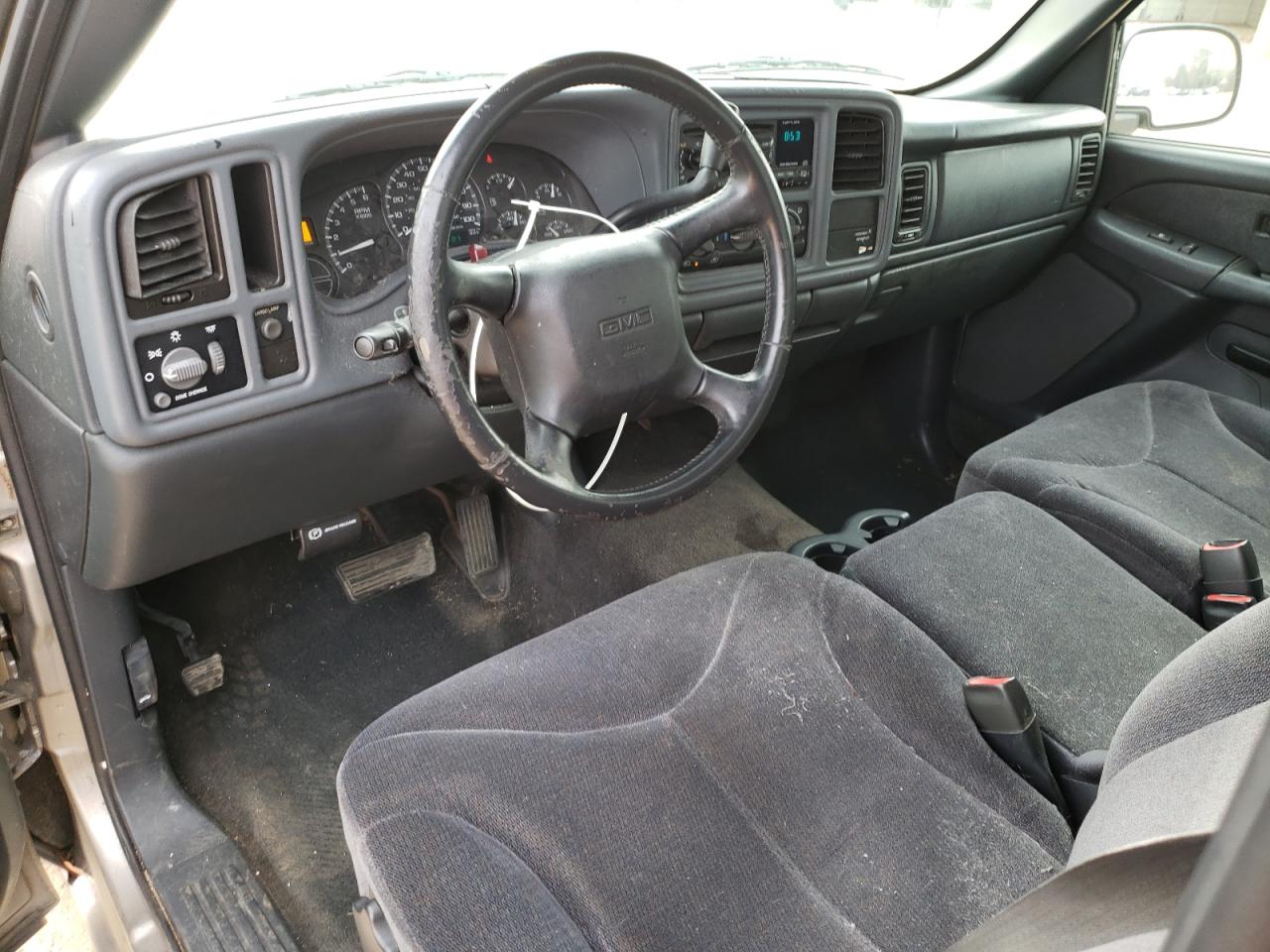 Photo 7 VIN: 1GTEC14V22Z112421 - GMC SIERRA 